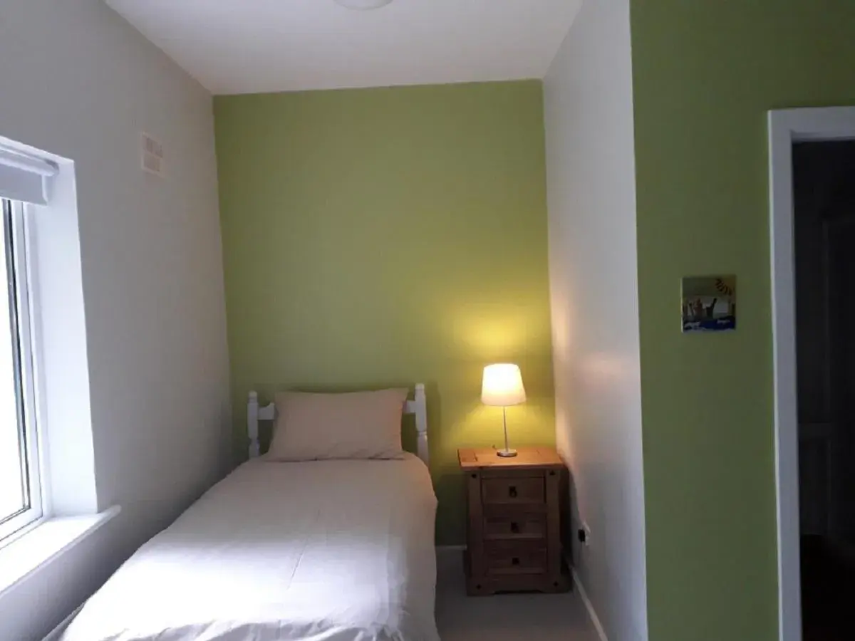 Quadruple Room with Private Bathroom in The Benwiskin Centre Quadruple Room with Private Bathroom in The Benwiskin Centre