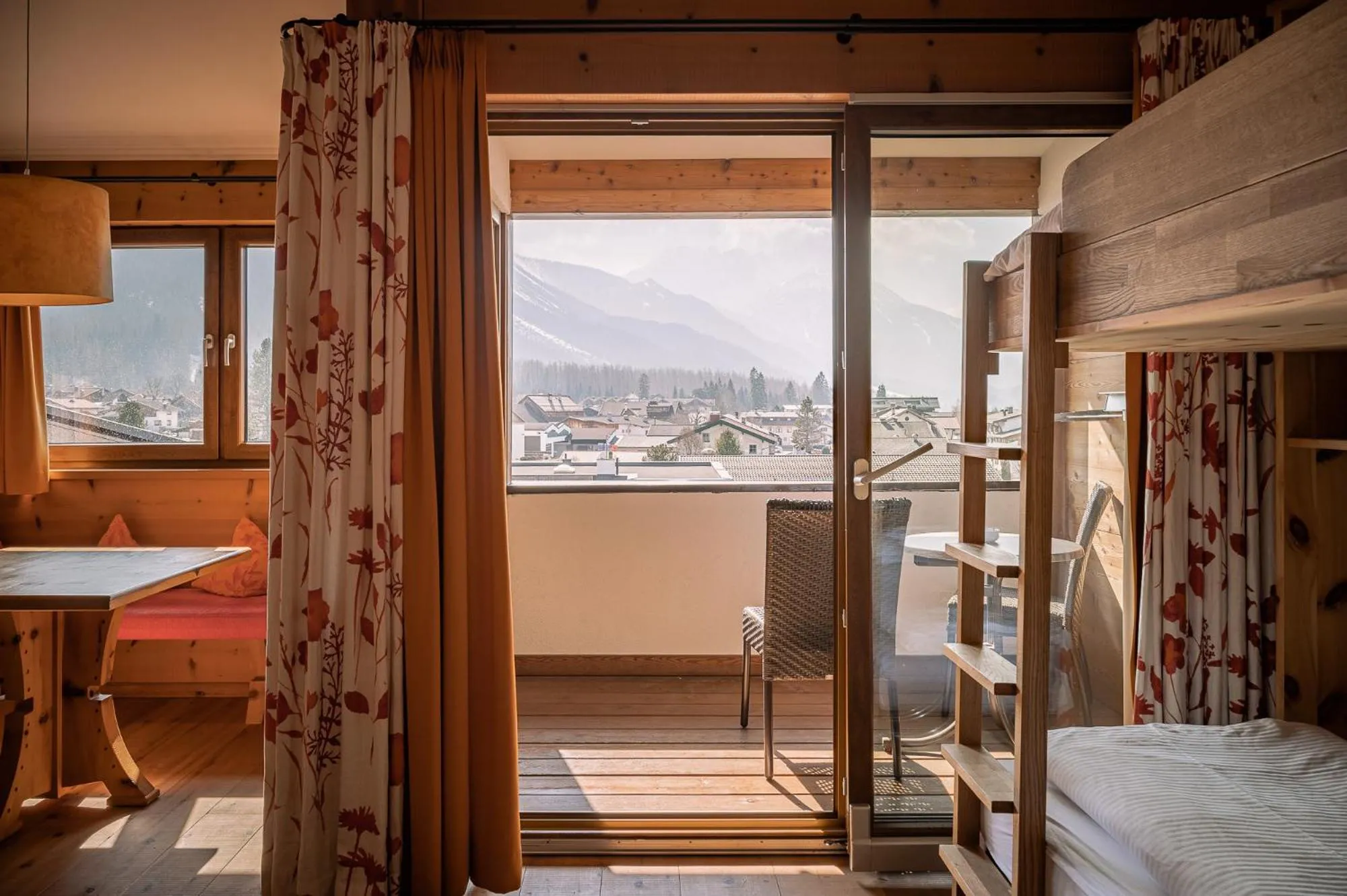 Photo of the whole room, Bed in Hotel Tirolerhof - Familotel Zugspitze