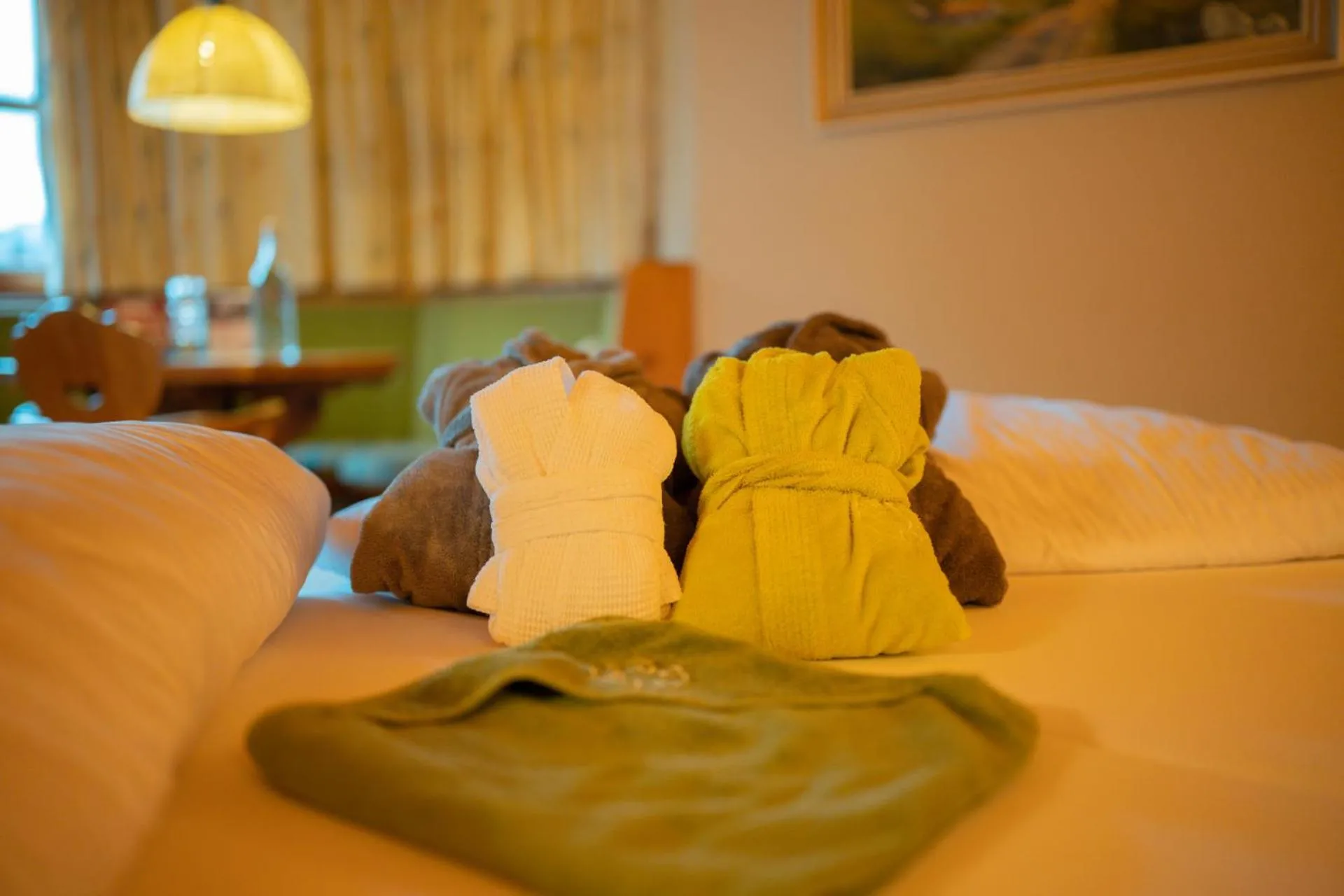Photo of the whole room, Bed in Hotel Tirolerhof - Familotel Zugspitze