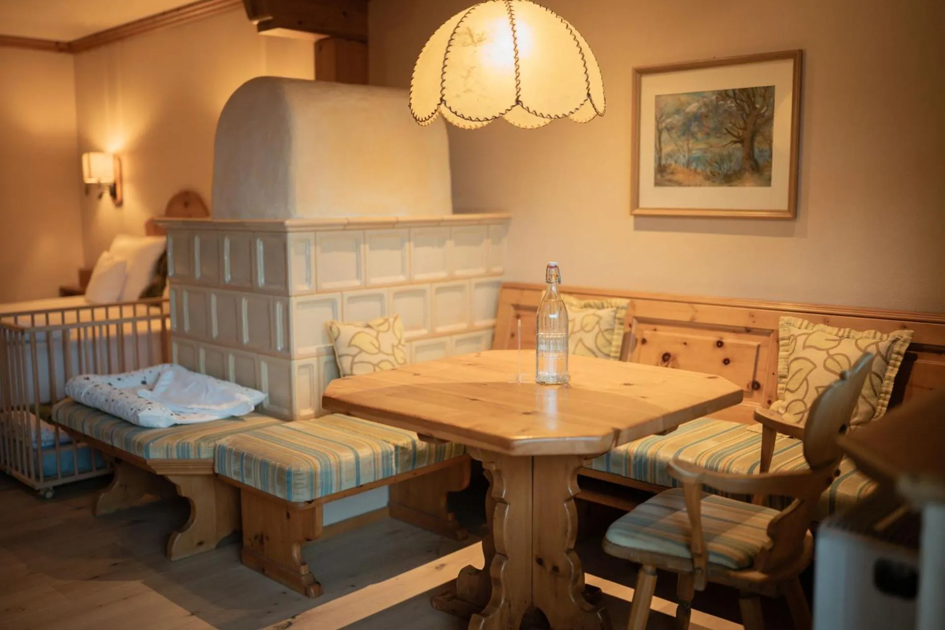 Photo of the whole room in Hotel Tirolerhof - Familotel Zugspitze