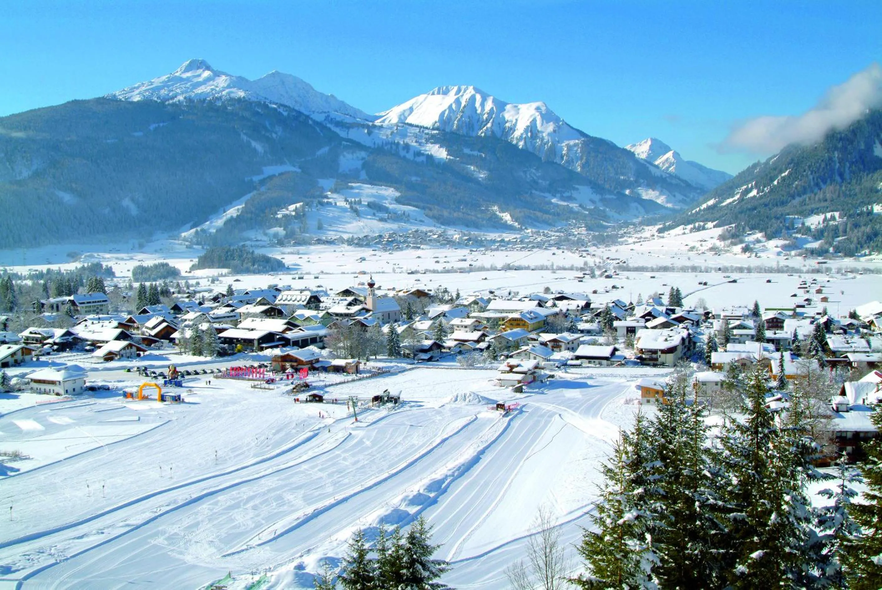 Natural landscape in Hotel Tirolerhof - Familotel Zugspitze