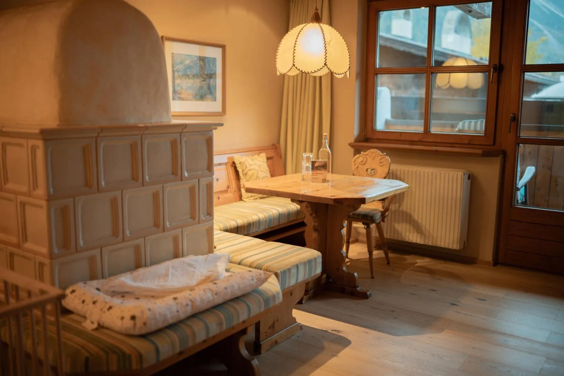 Photo of the whole room in Hotel Tirolerhof - Familotel Zugspitze