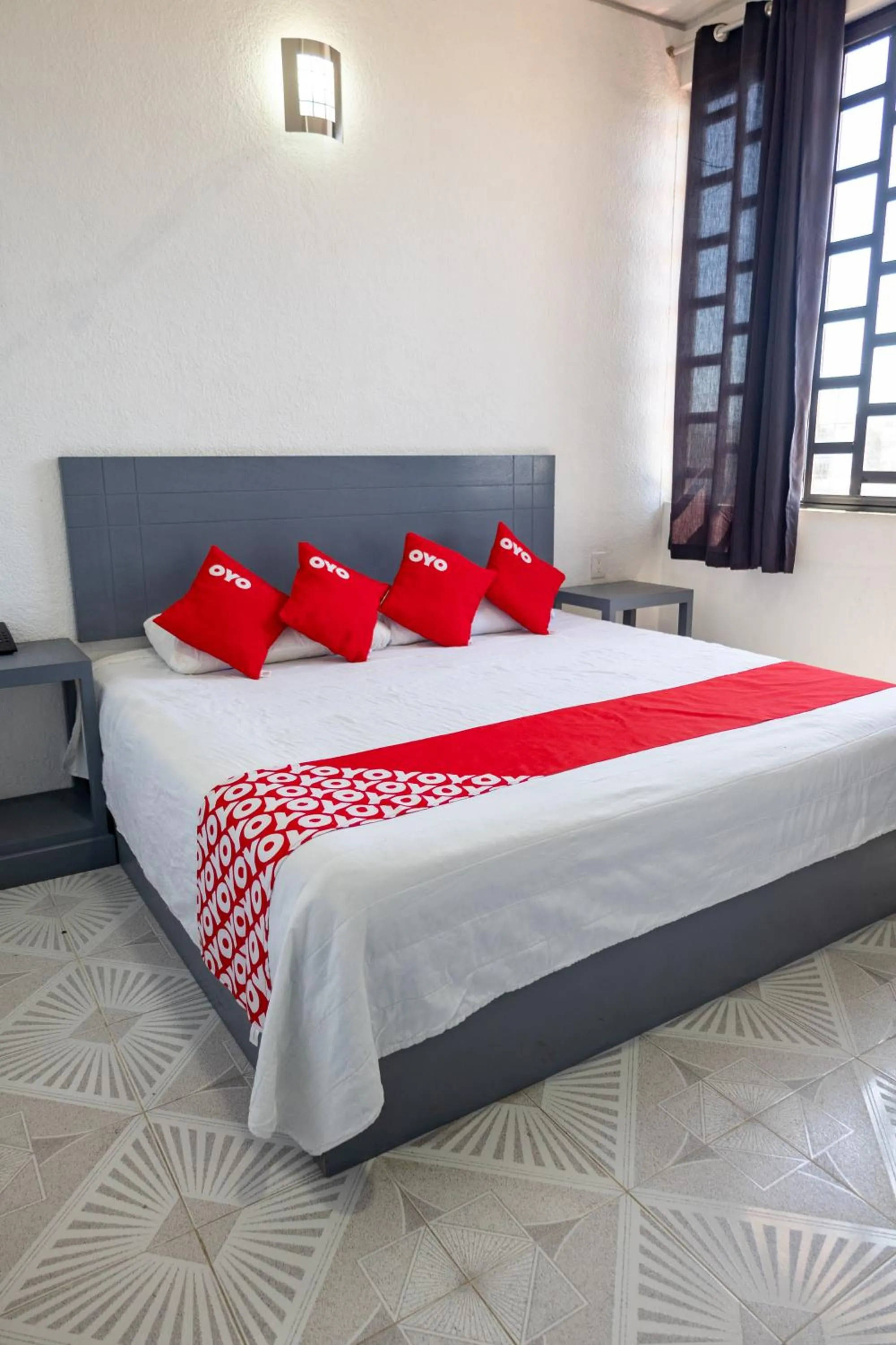 Hotel Puerta Sur