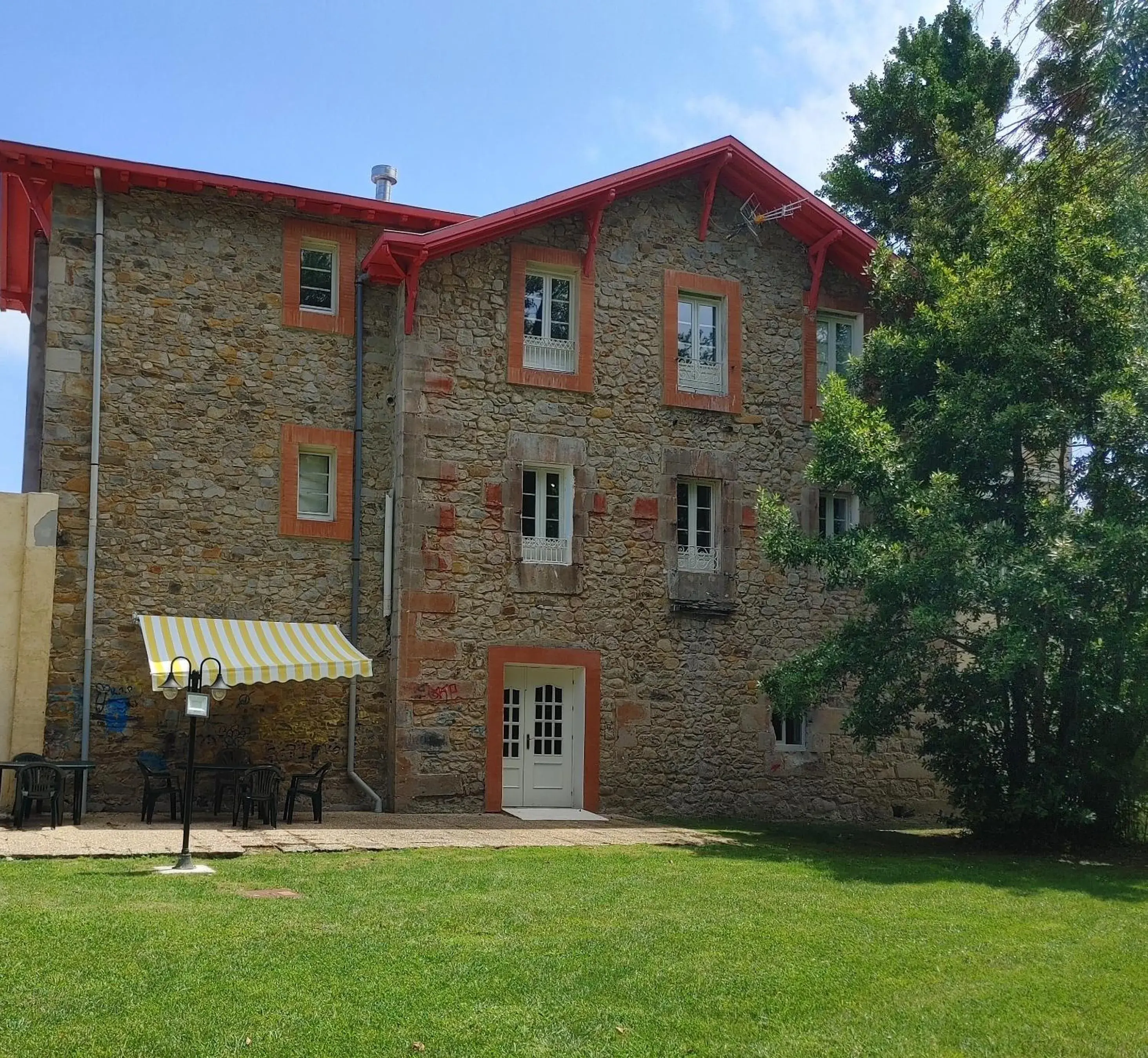 HOSTERÍA SEÑORÍO DE BIZKAIA HOSTERÍA SEÑORÍO DE BIZKAIA