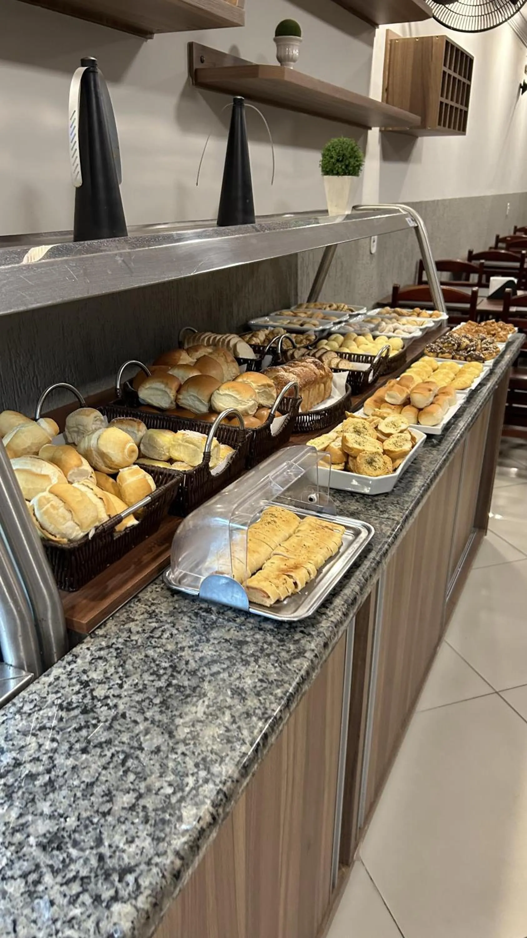 Buffet breakfast in Hotel Capital da Fe