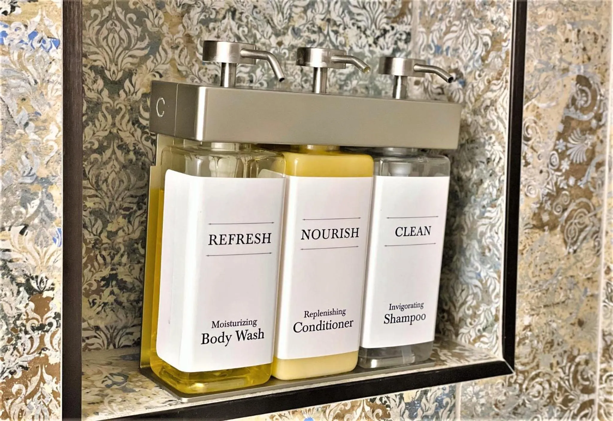 Trendy Desert Getaway Pool, Spa, Game Room