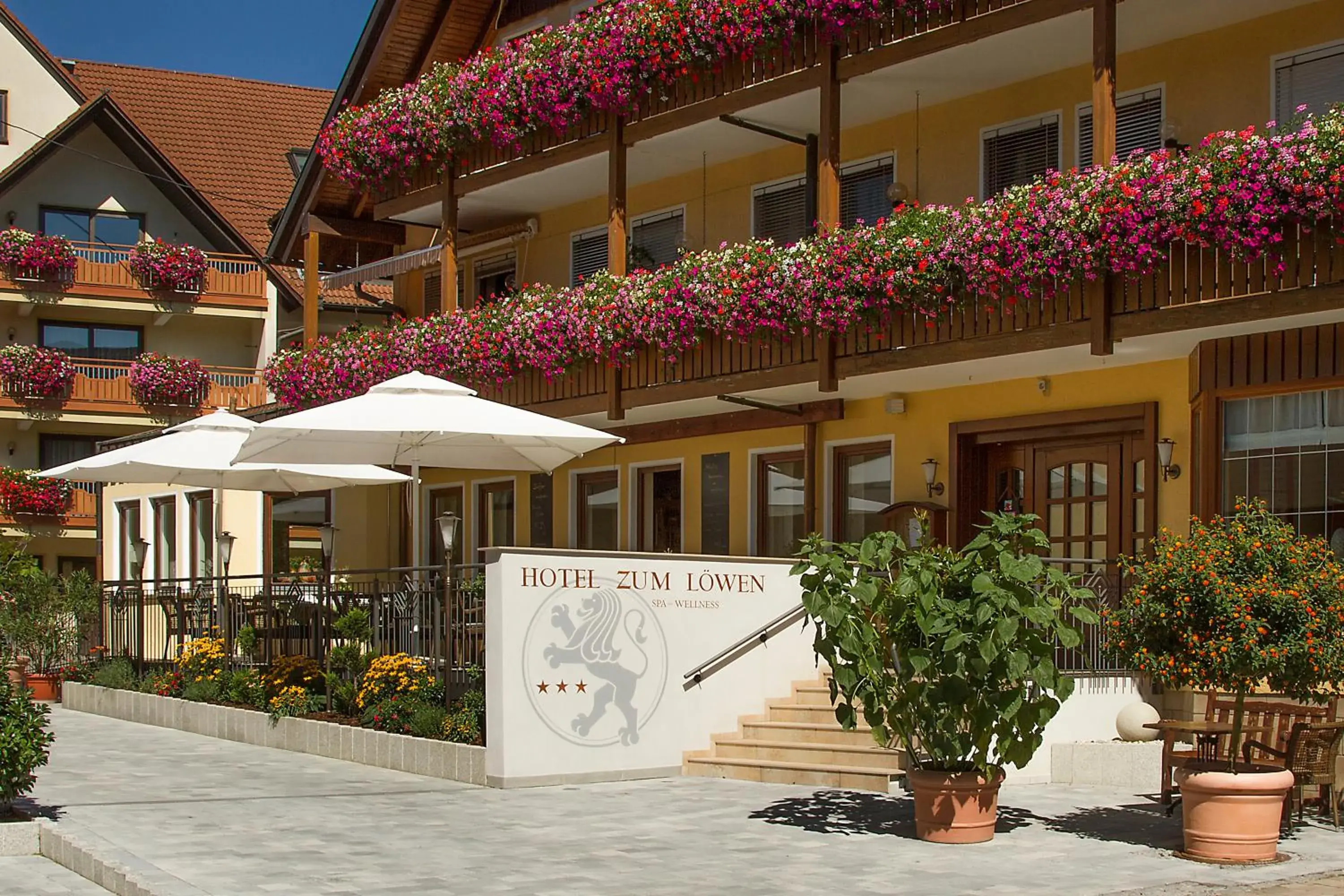 Gasthof - Hotel Zum Löwen Gasthof - Hotel Zum Löwen