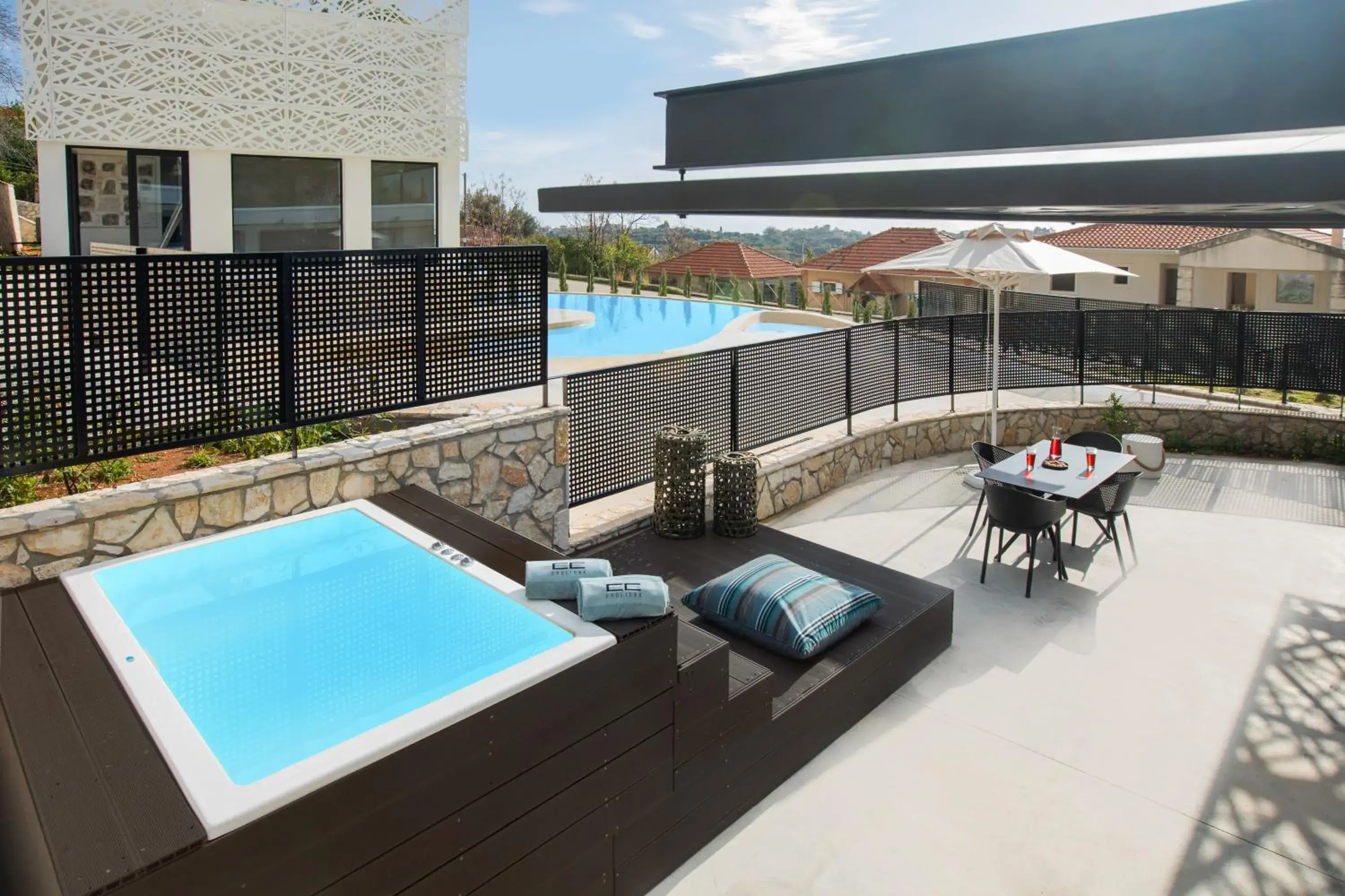 Villa with outdoor hot tub in Erolidae Villas Villa with outdoor hot tub in Erolidae Villas