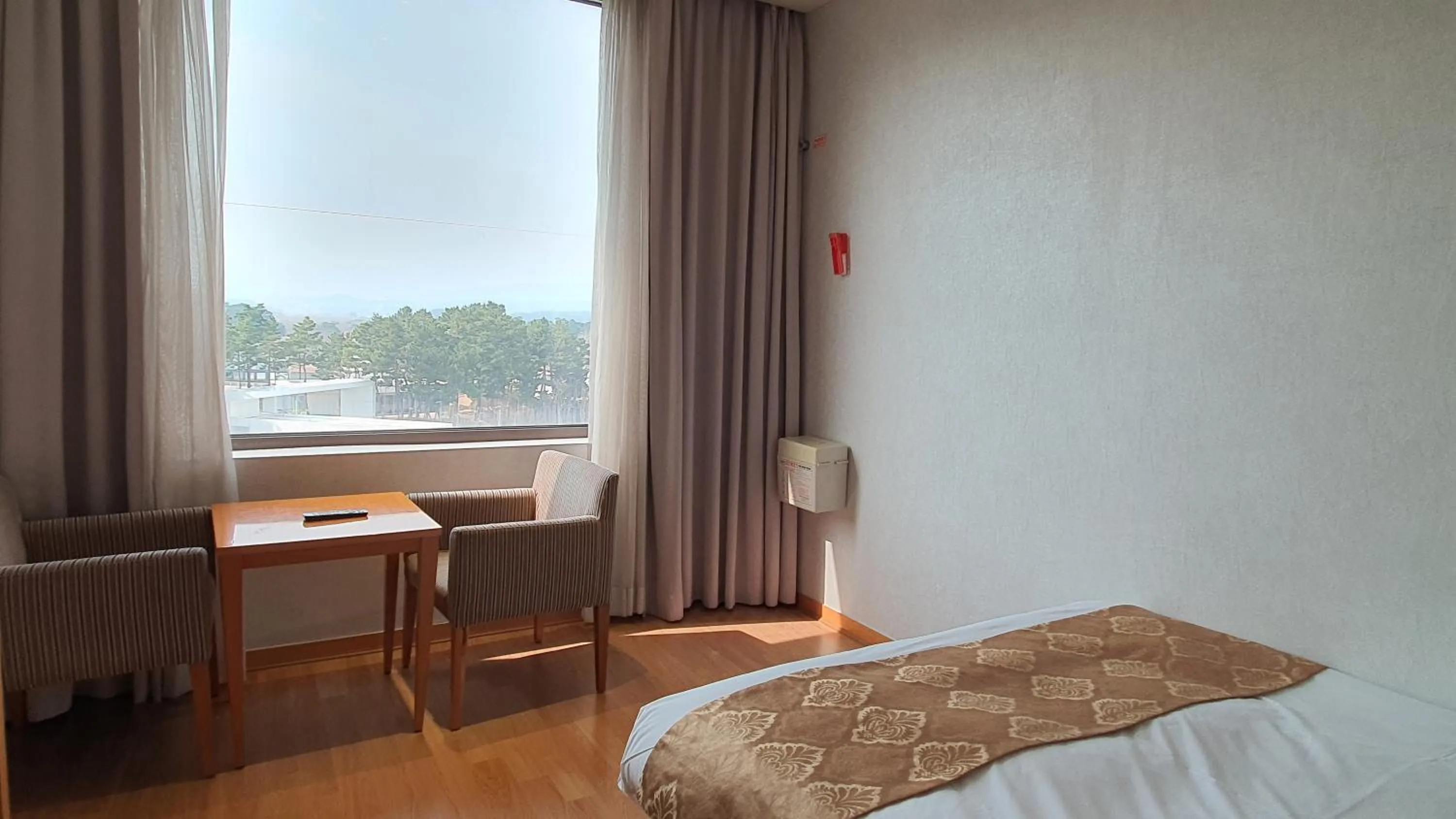 Bed in Gyungpo Beach Hotel