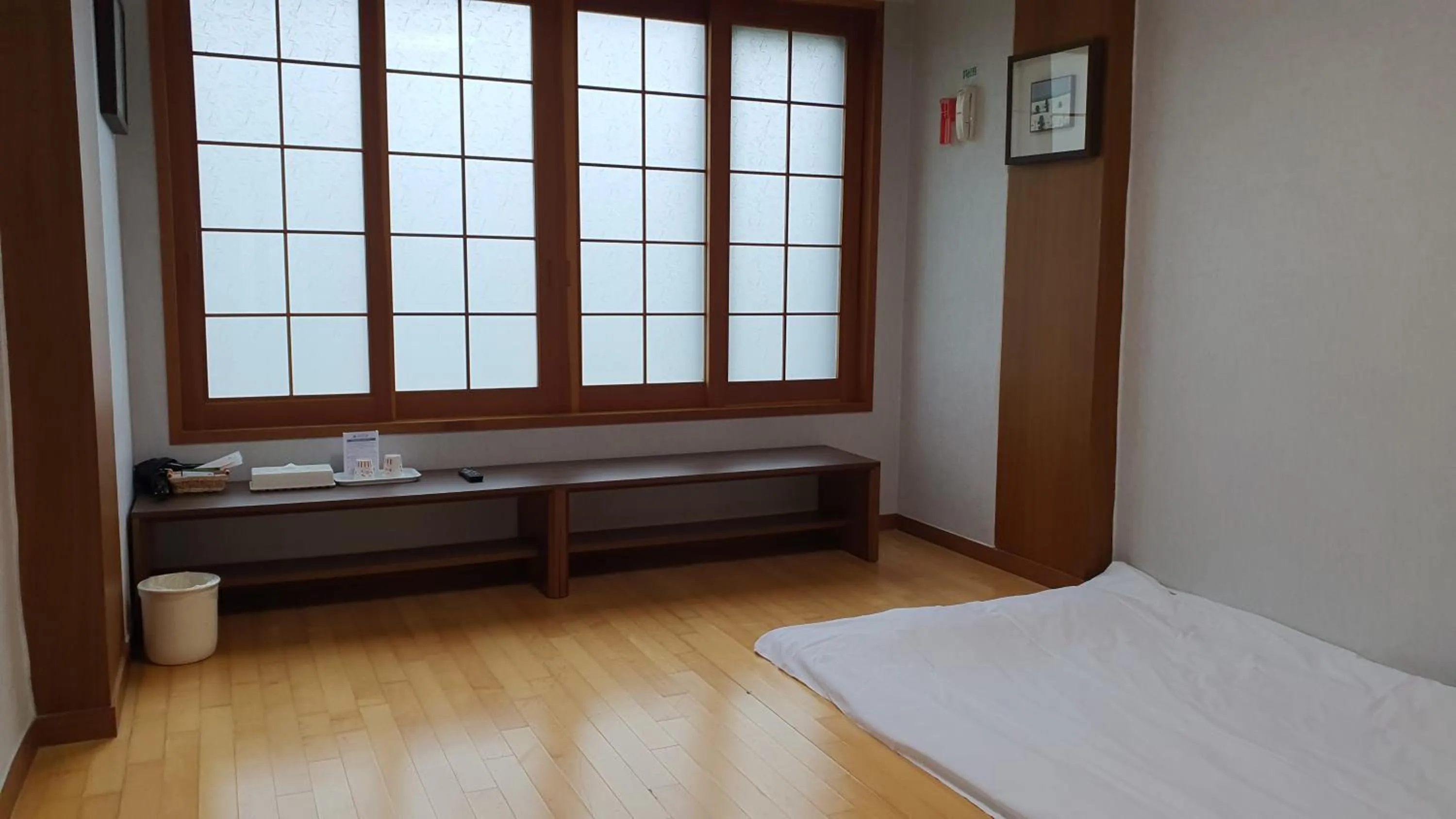 Bed in Gyungpo Beach Hotel