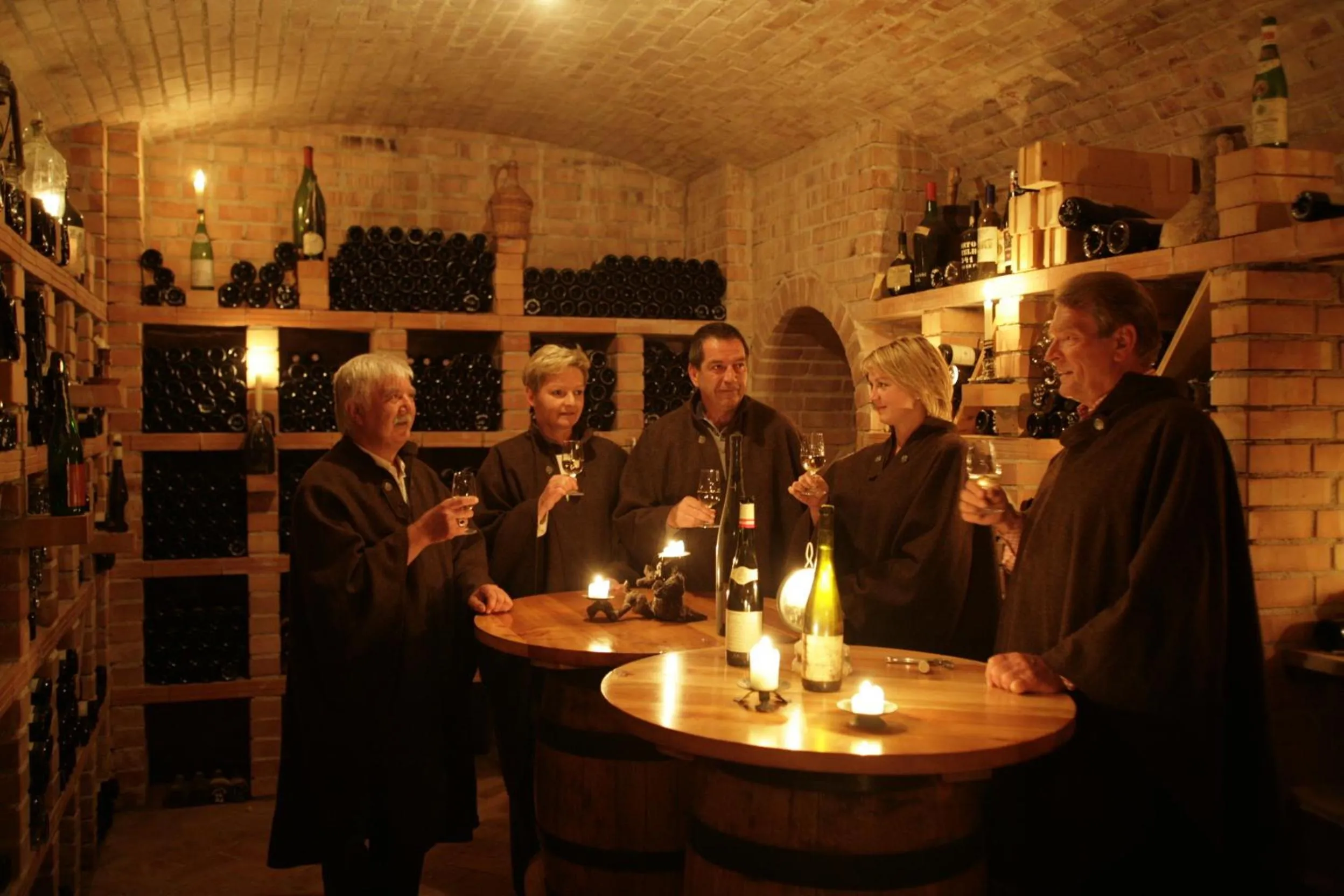 People in Brugger's Genießerhotel Lanersbacherhof