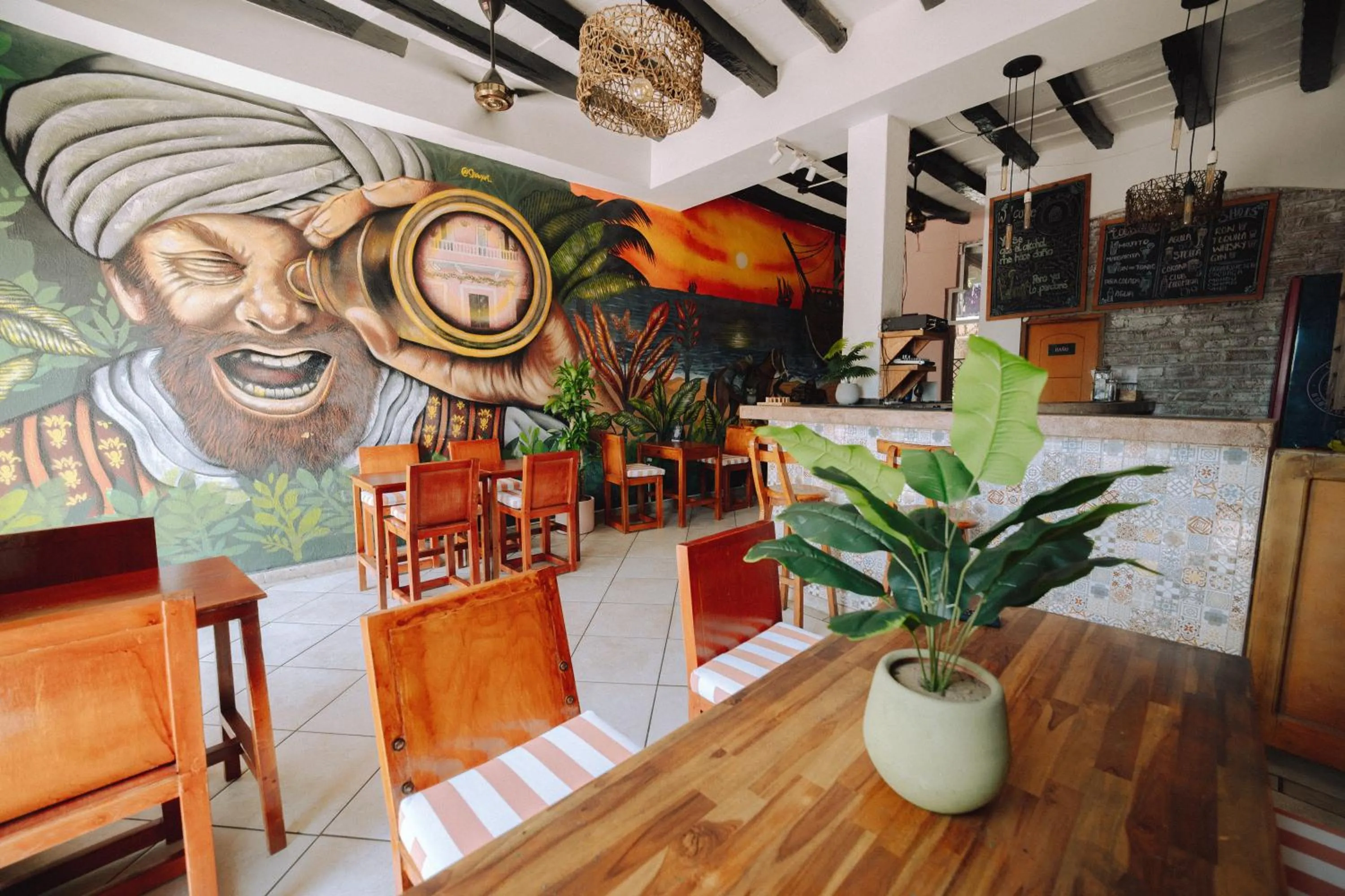 Lounge or bar in Casa Zahri Boutique Hostel