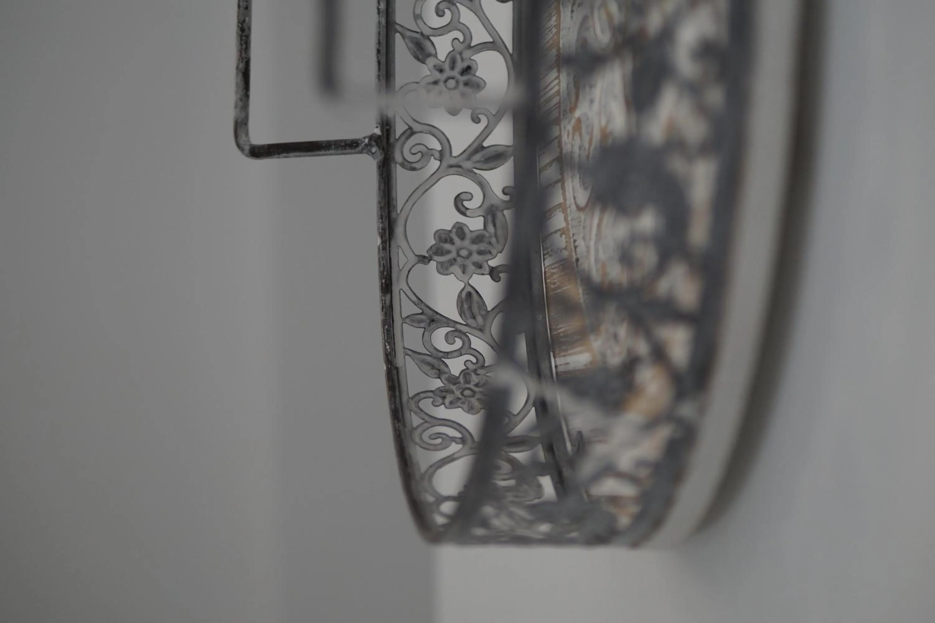 Decorative detail in Golden Stone Santorini Suites