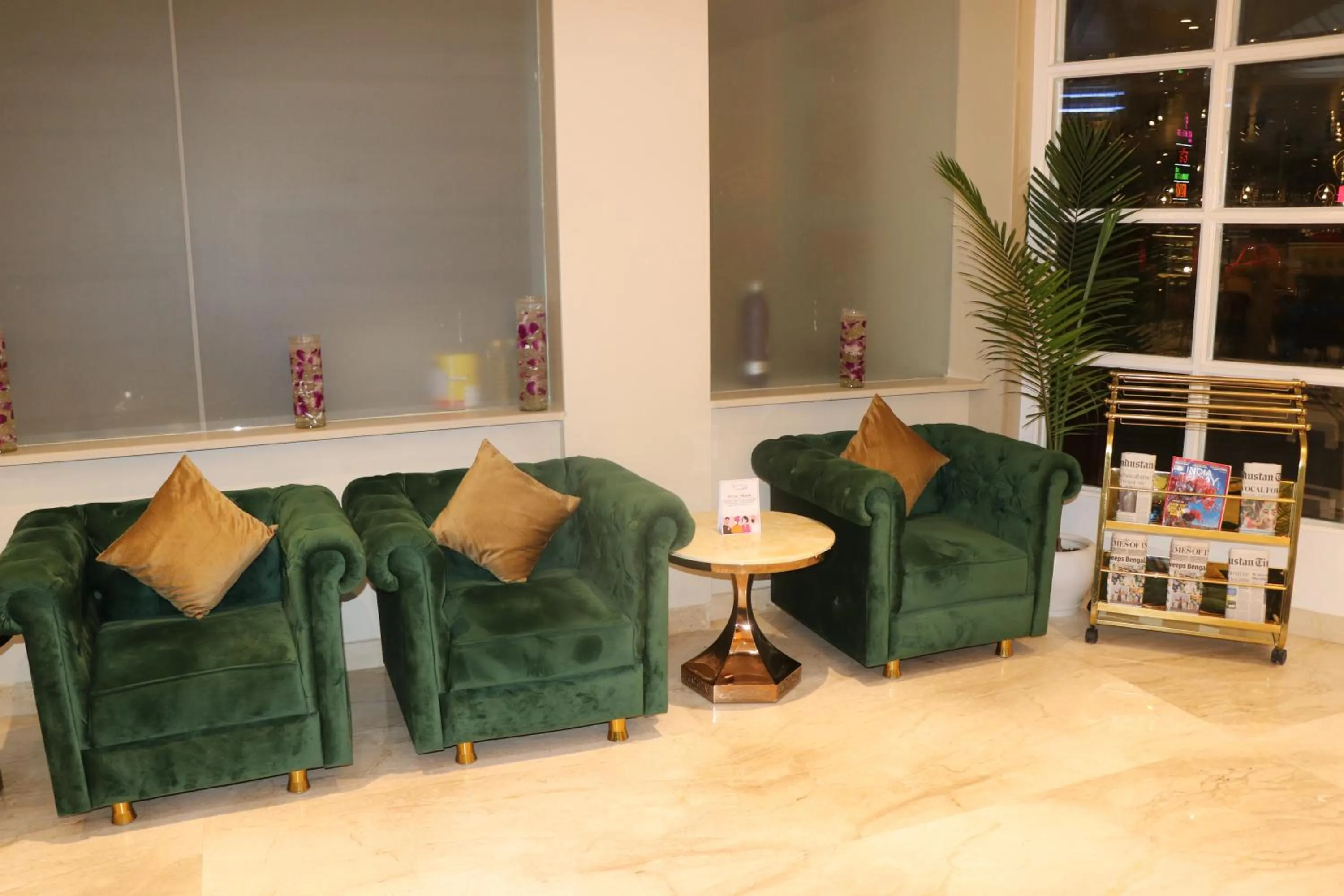 Seating area in Regenta Inn Amristar Airport Road by Royal Orchid Hotels Limited