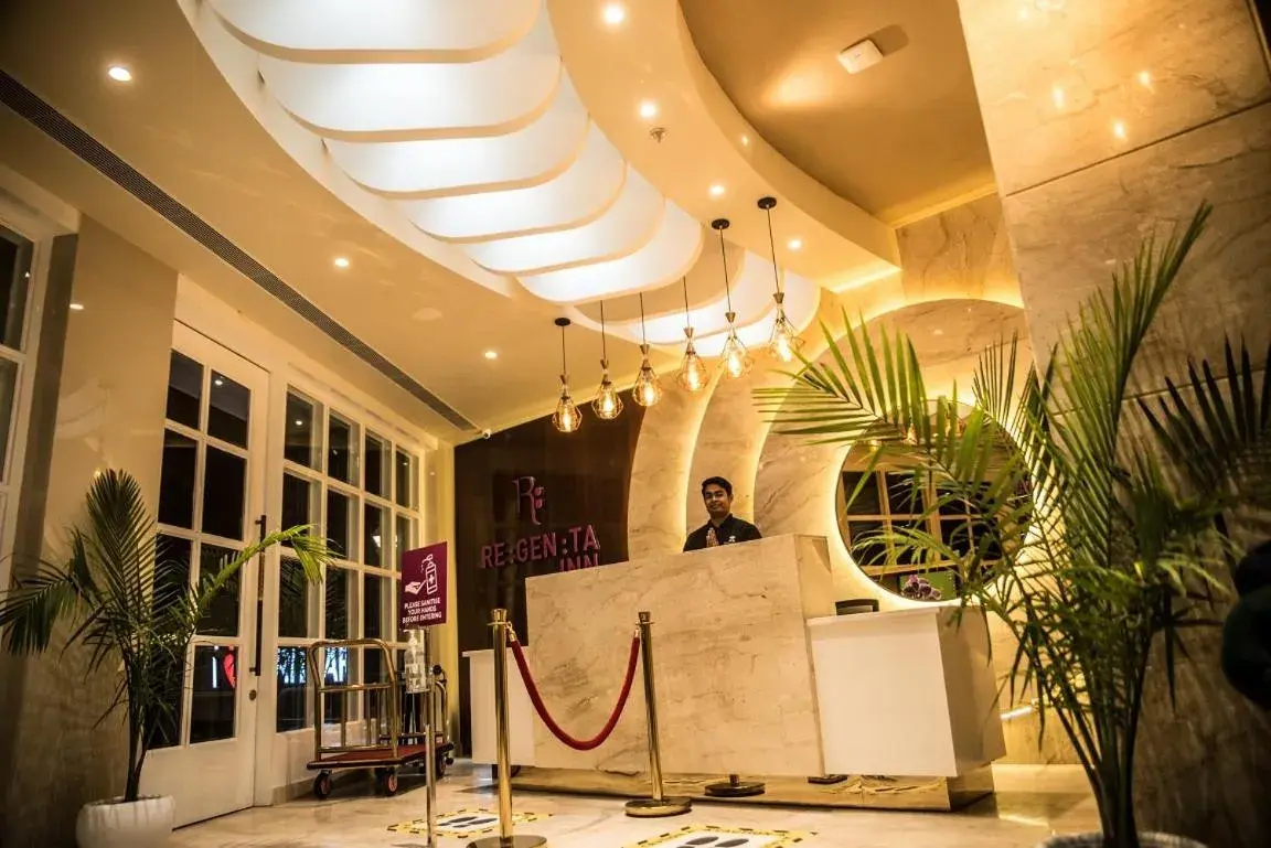 Lobby or reception in Regenta Inn Amristar Airport Road by Royal Orchid Hotels Limited Lobby or reception in Regenta Inn Amristar Airport Road by Royal Orchid Hotels Limited