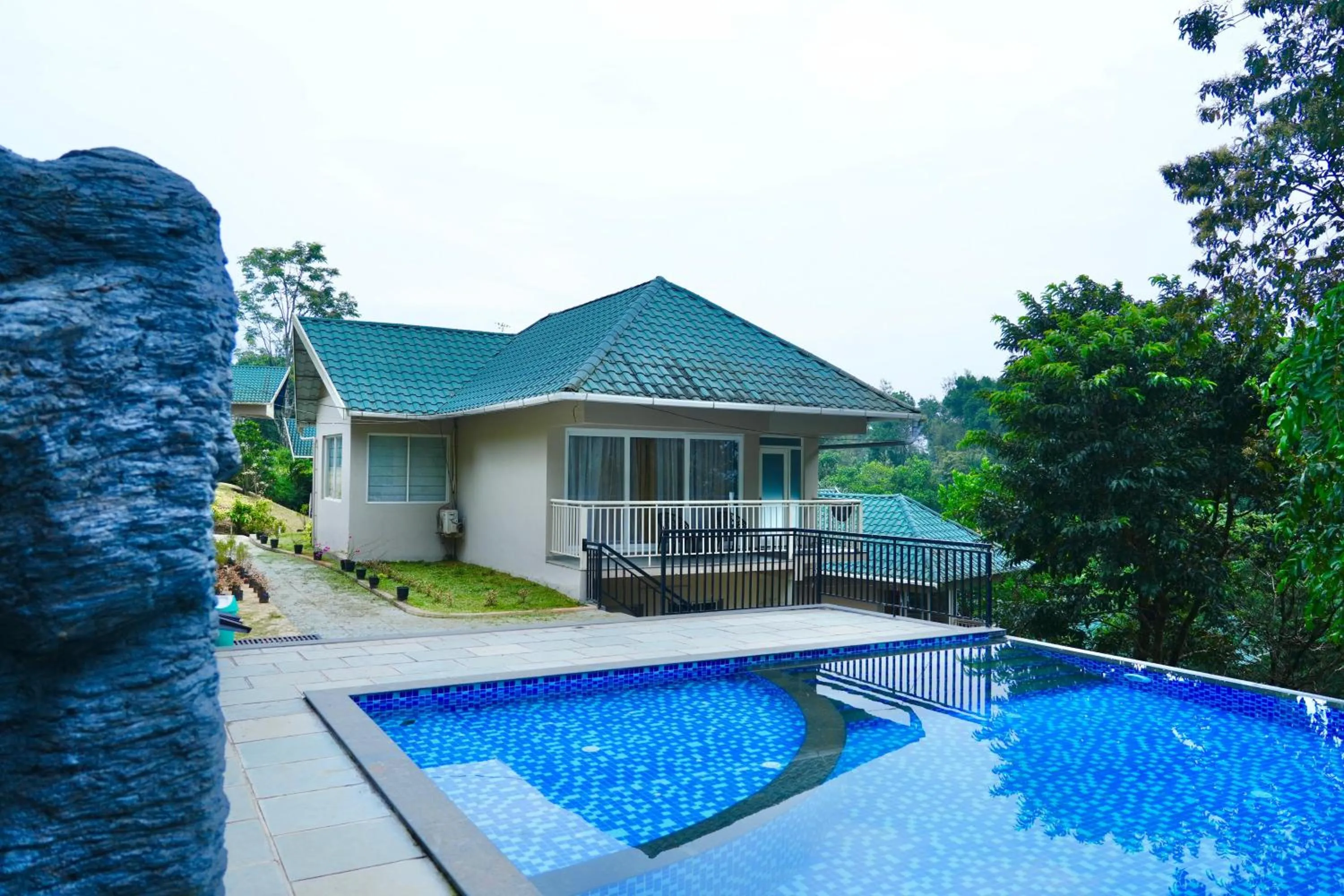  in Aveda Munnar Mountains and Mist