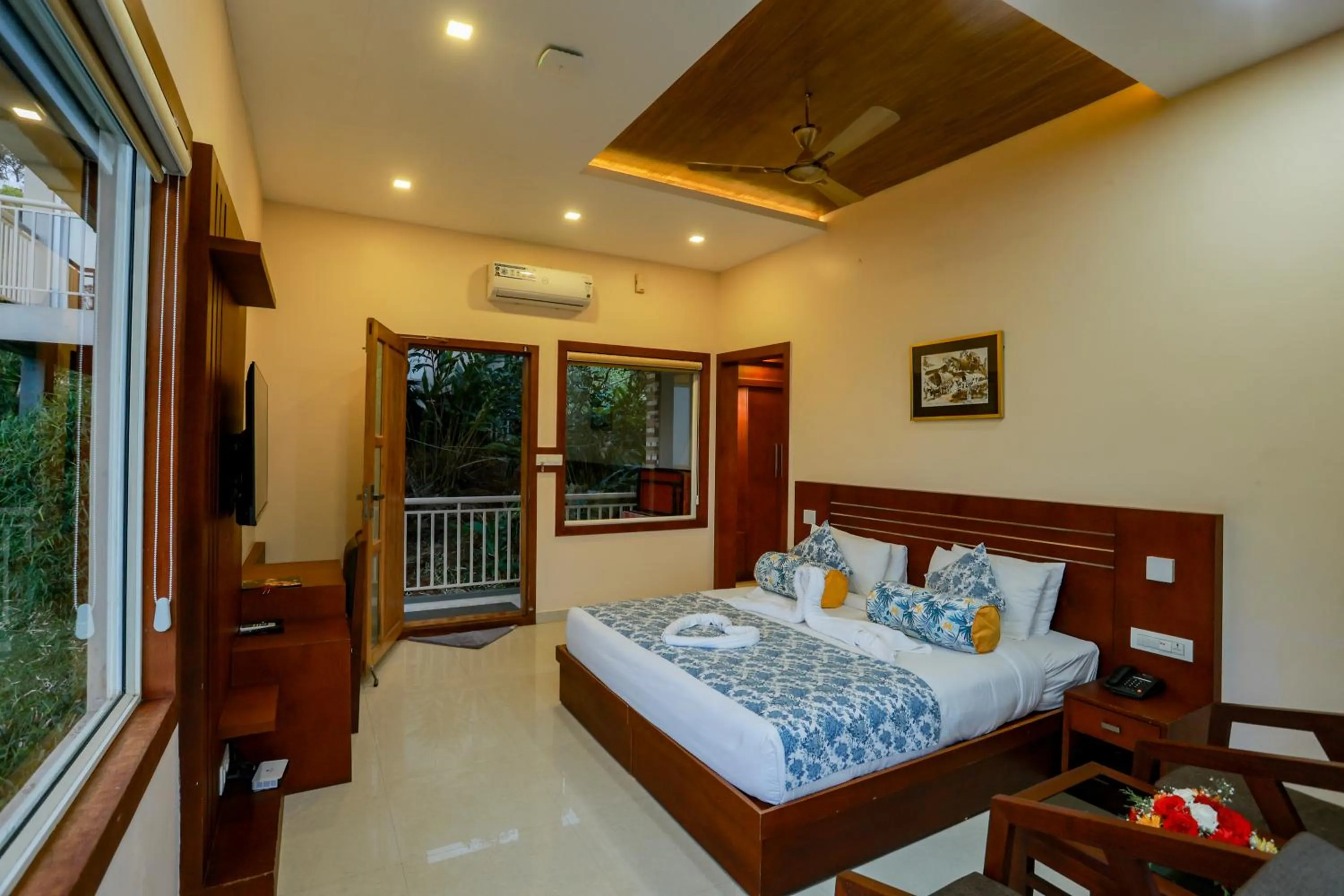 Bedroom, Bed in Aveda Munnar Mountains and Mist