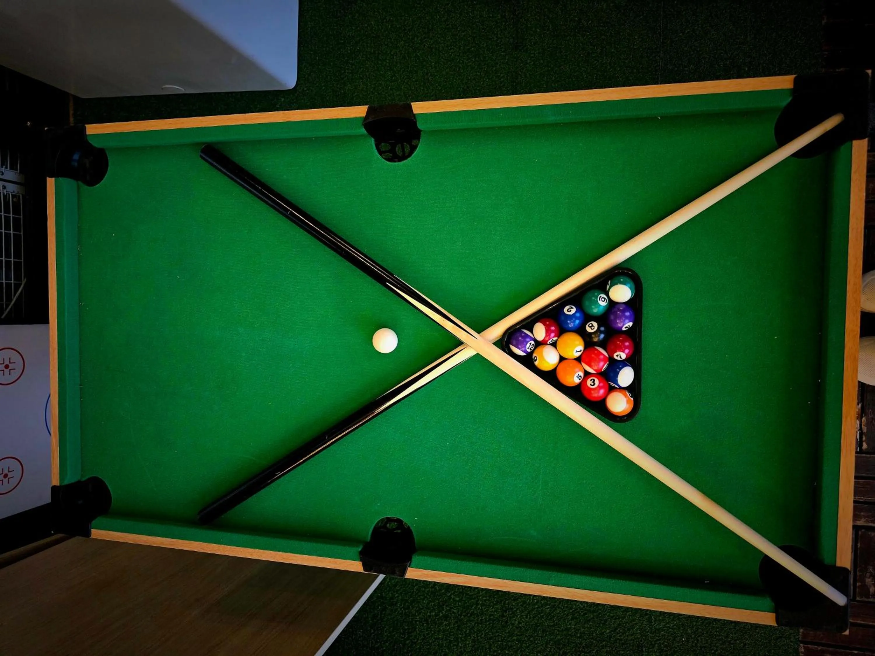 Billiard in Tequila Sunrise Hostel Surfers Paradise