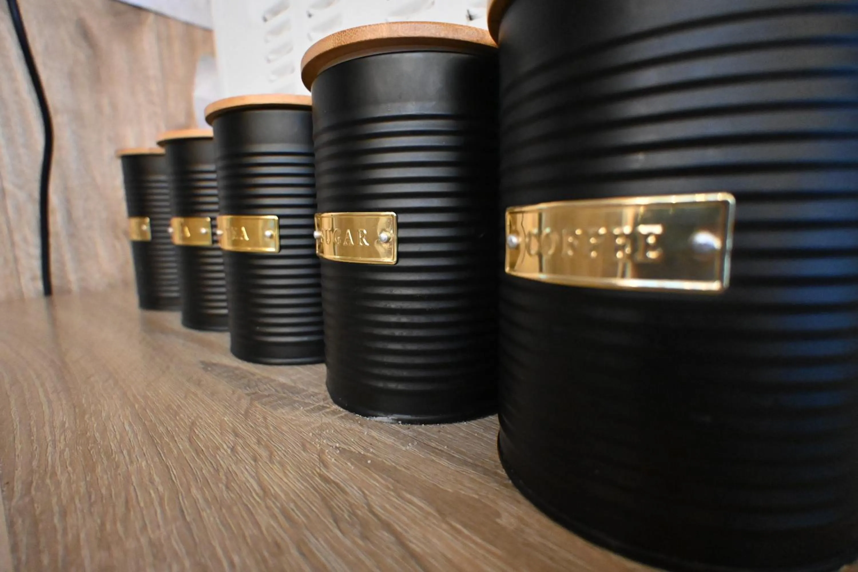 Coffee/tea facilities in Tequila Sunrise Hostel Surfers Paradise