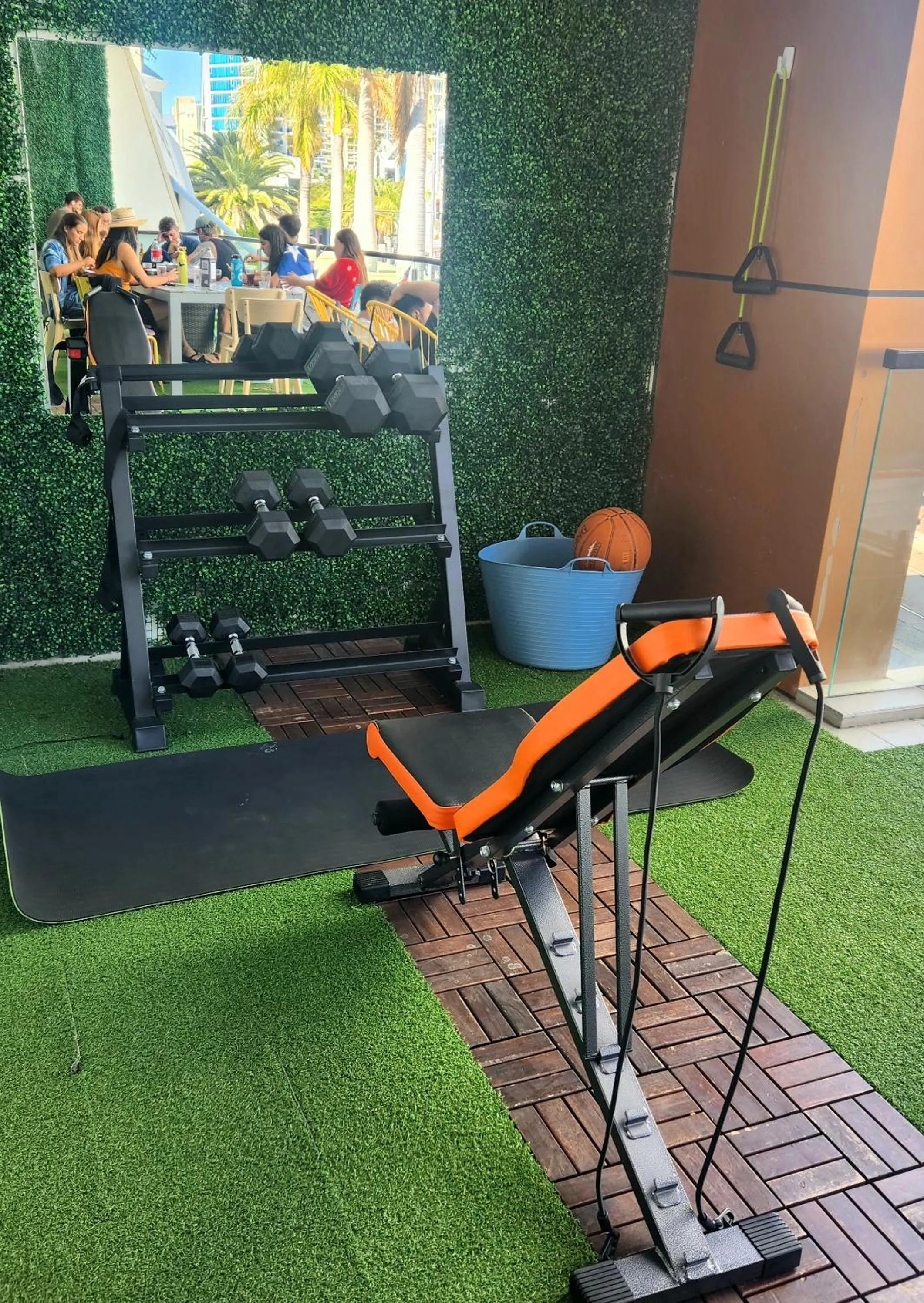 Fitness centre/facilities in Tequila Sunrise Hostel Surfers Paradise