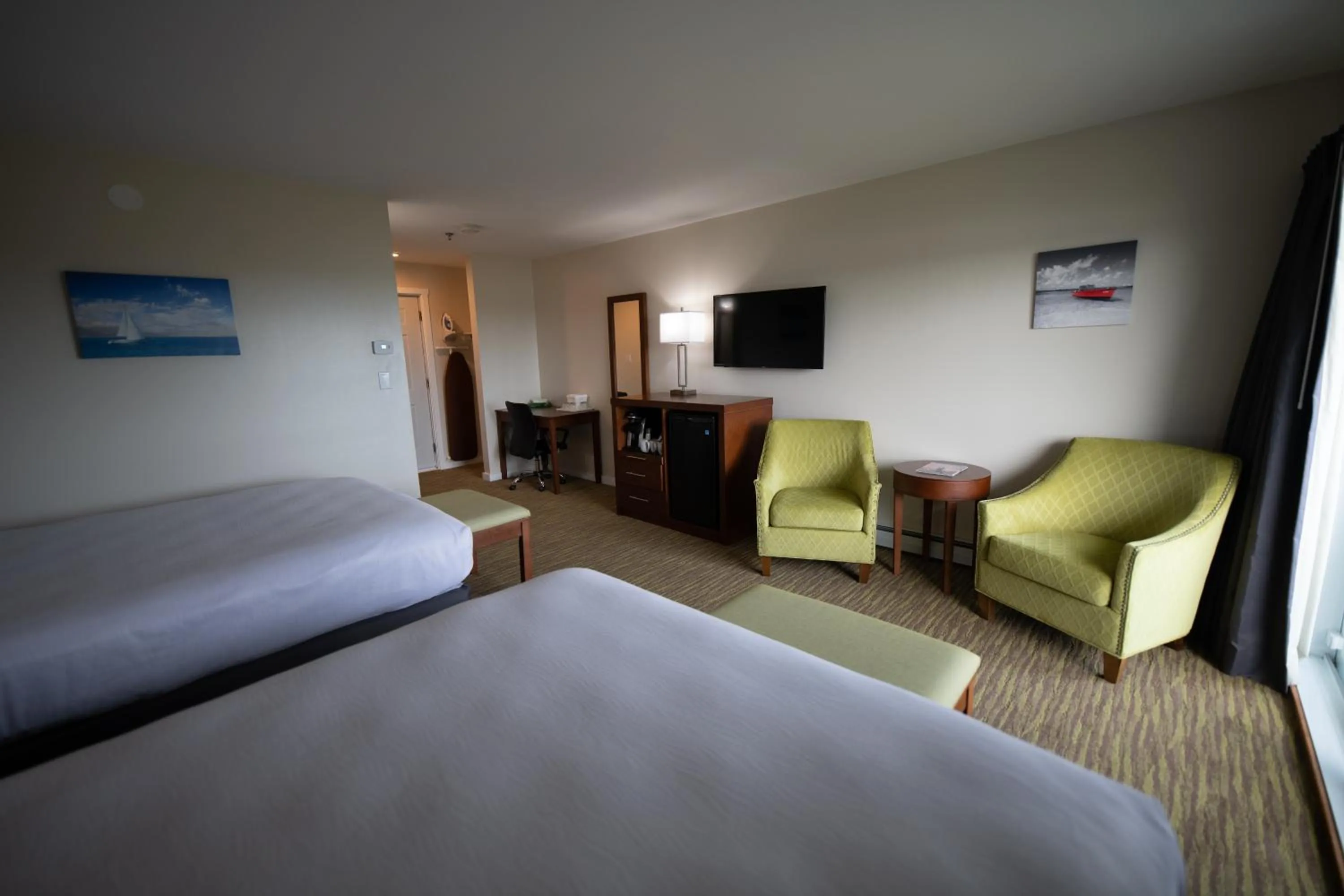 Bed in Ledges By the Bay