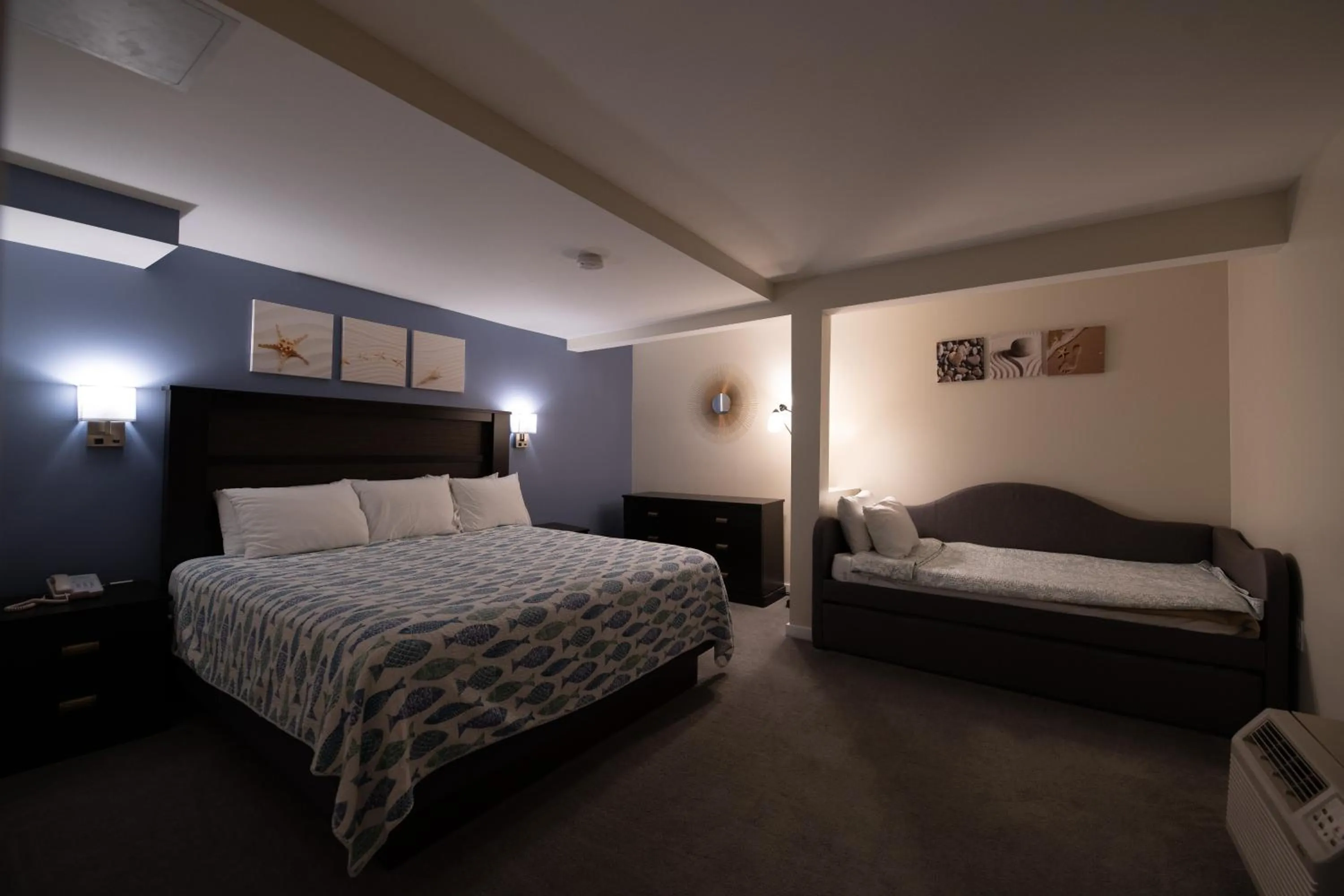 Bed in Ledges By the Bay