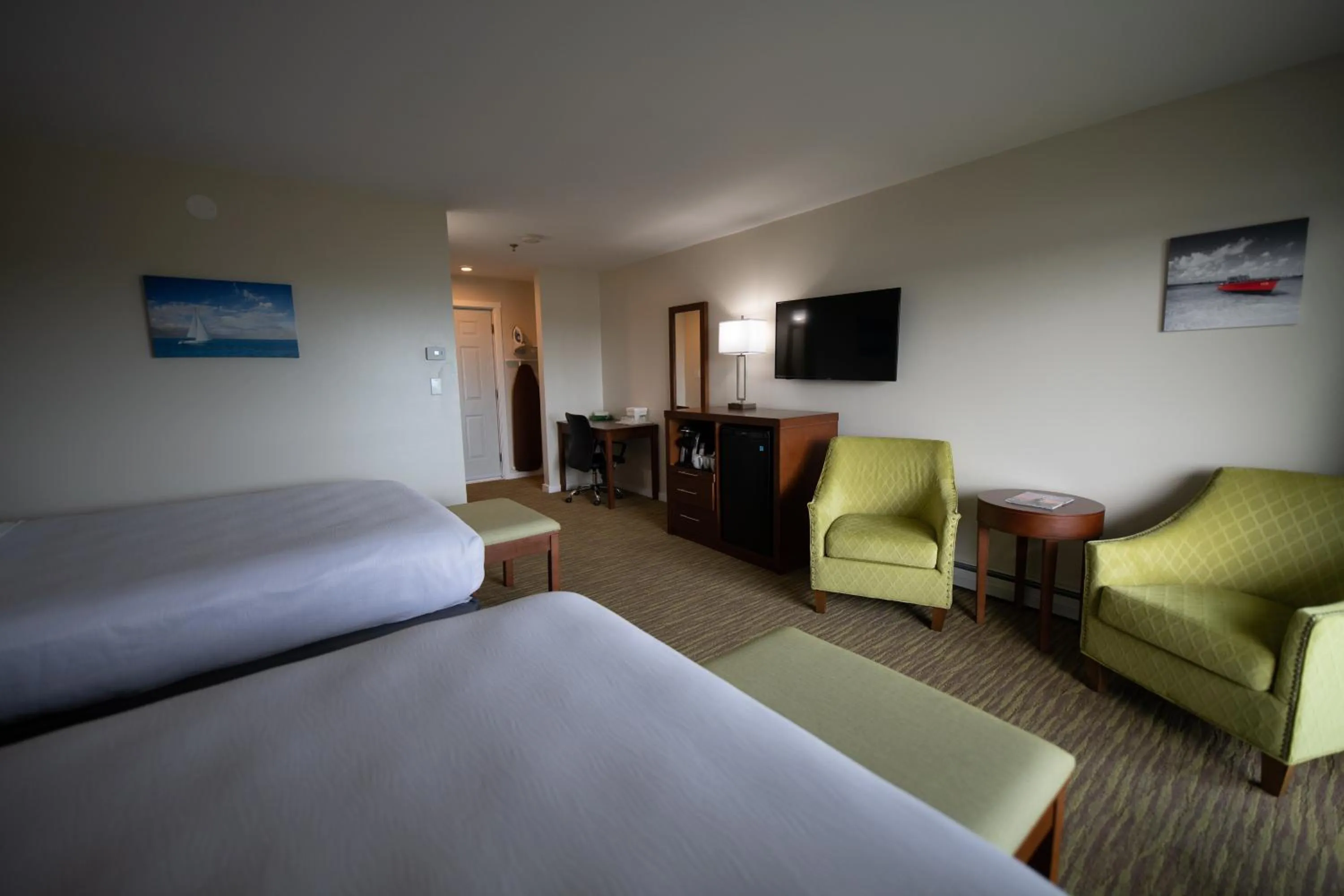 Bed in Ledges By the Bay