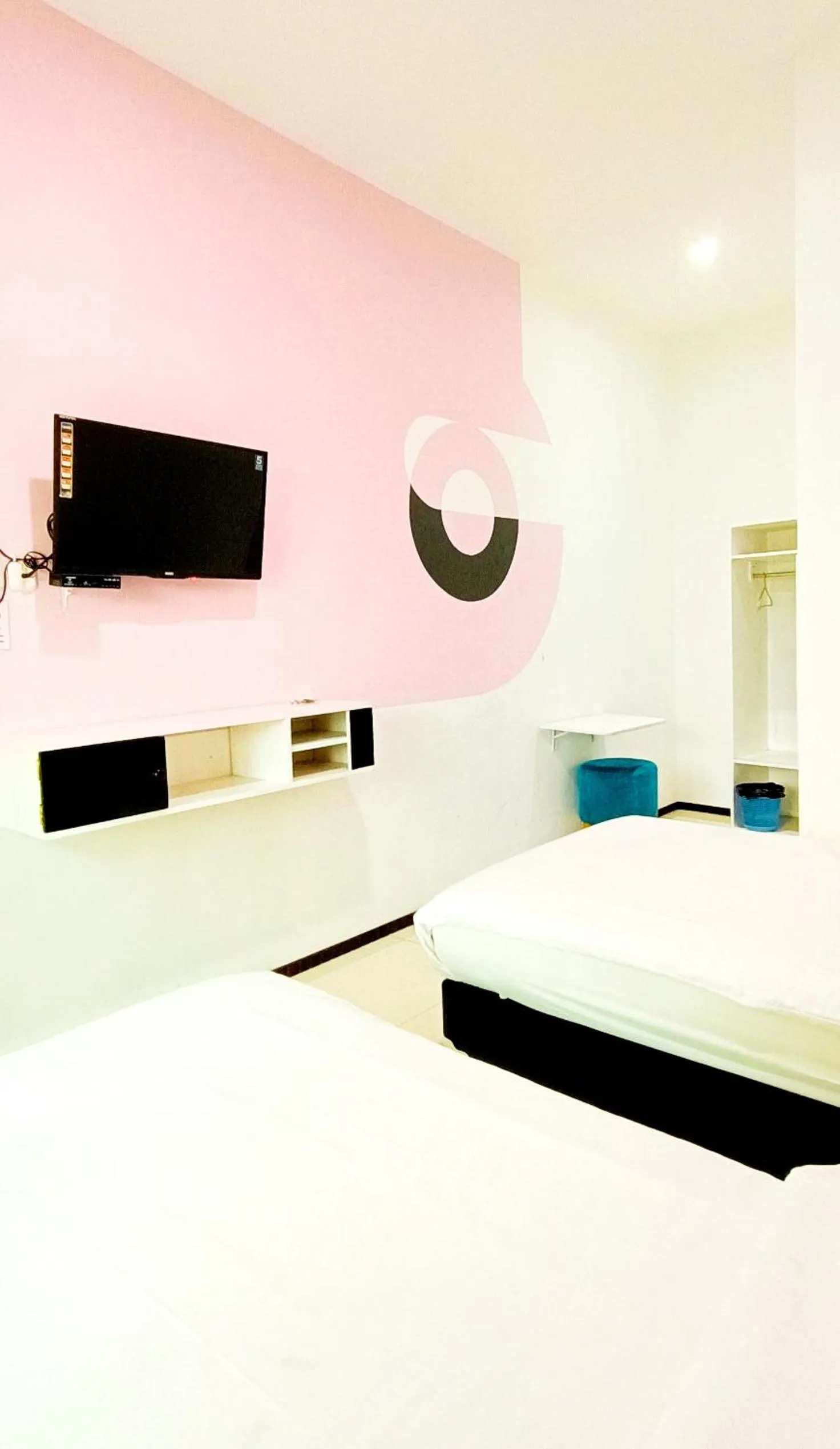 Bed in De Azka Style Syariah