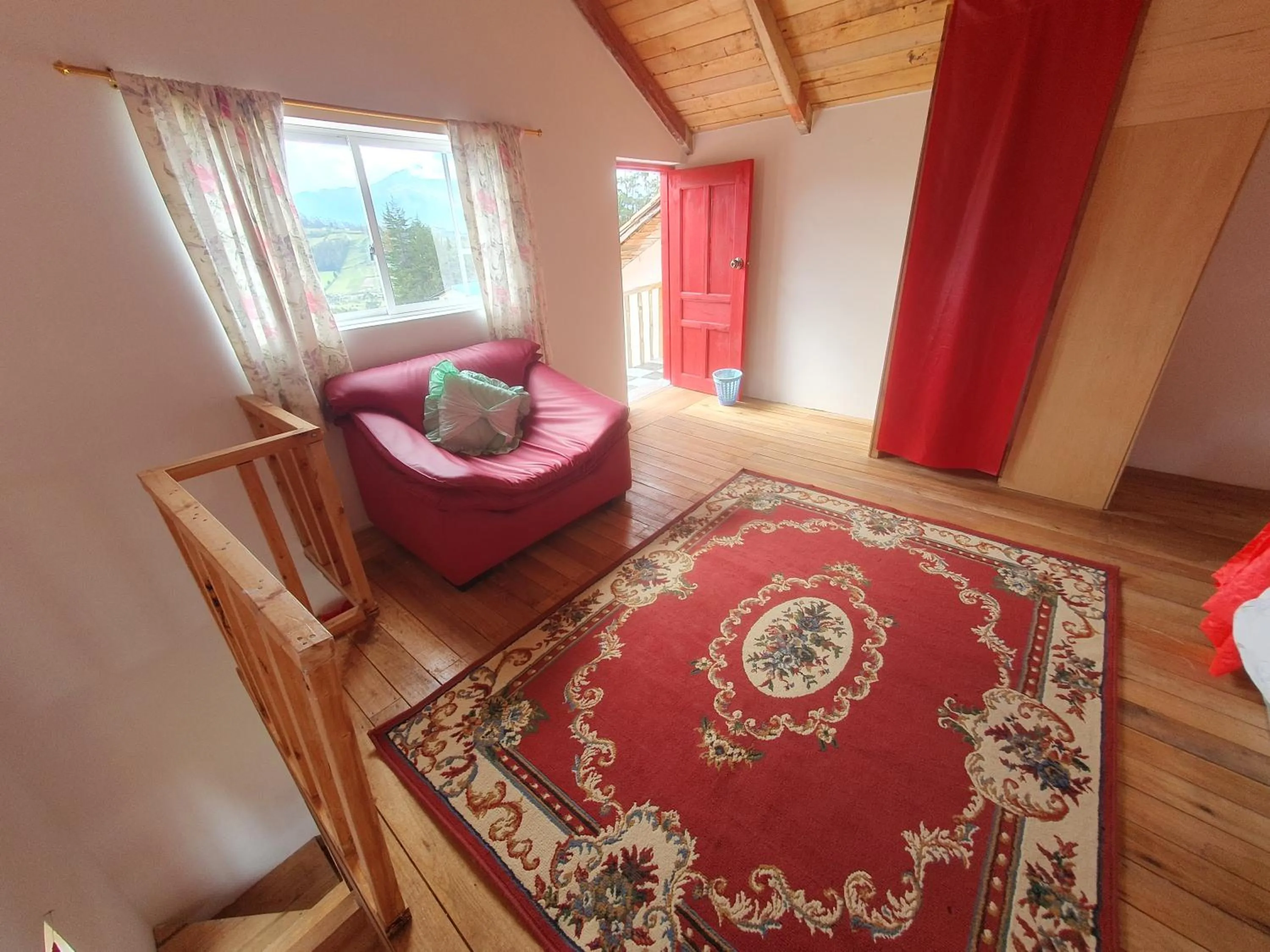 Duplex Apartment (2 Adults + 2 Children) in Hosteria Rose Cottage