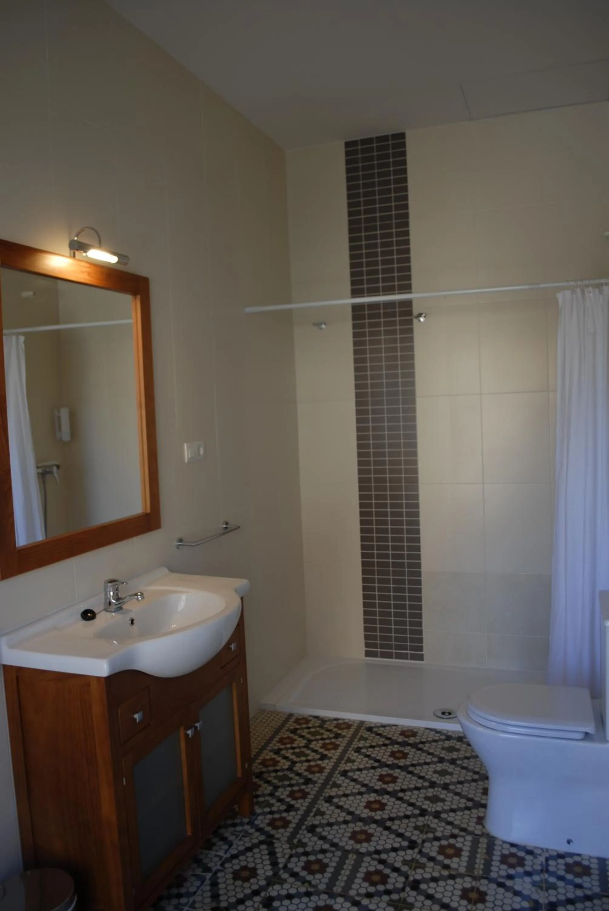 Bathroom in La Perla Granada Suites