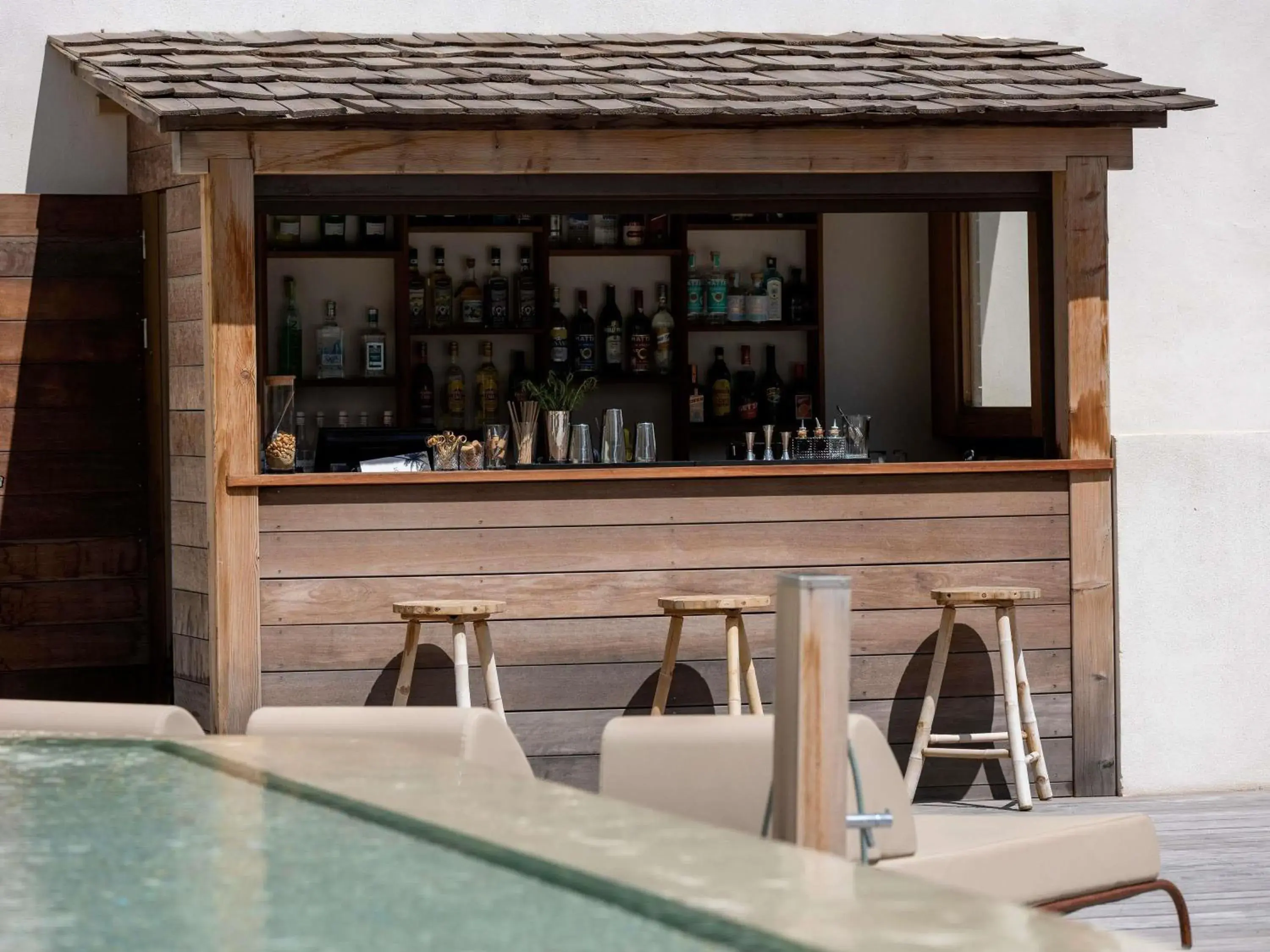 Lounge or bar in Hotel & Spa Kasano Calvi - Handwritten Collection Lounge or bar in Hotel & Spa Kasano Calvi - Handwritten Collection