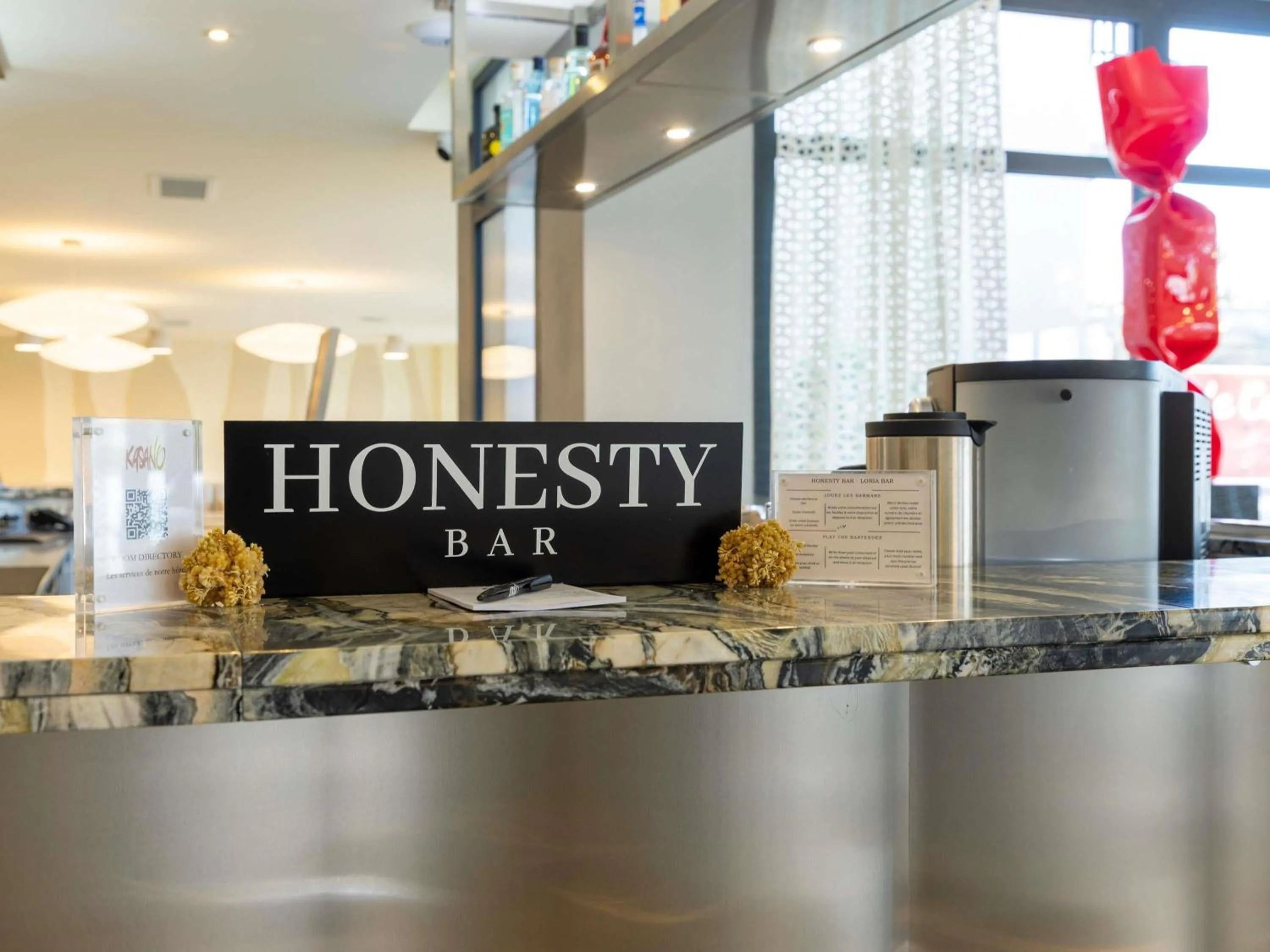 Lounge or bar in Hotel & Spa Kasano Calvi - Handwritten Collection