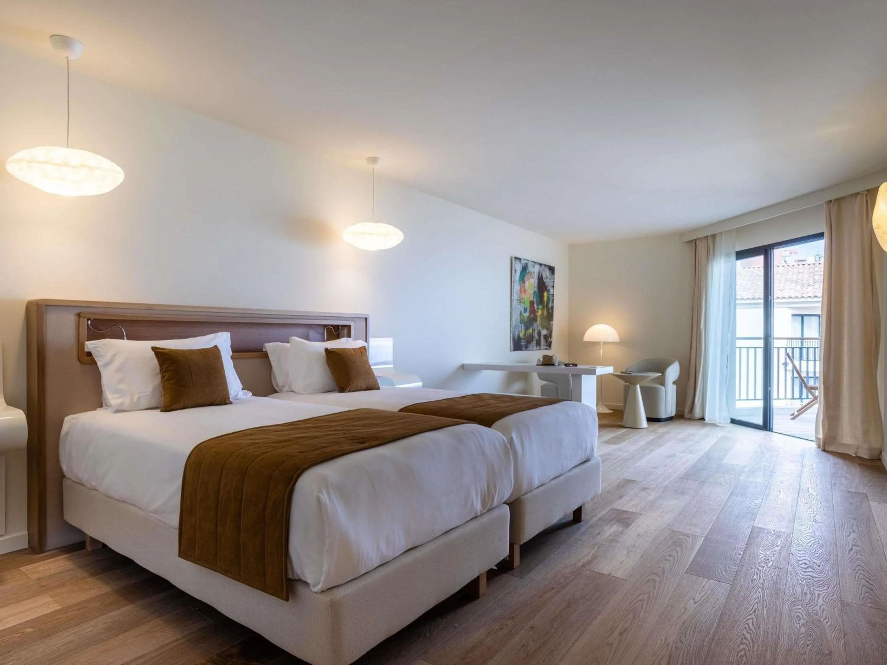 Photo of the whole room, Bed in Hotel & Spa Kasano Calvi - Handwritten Collection