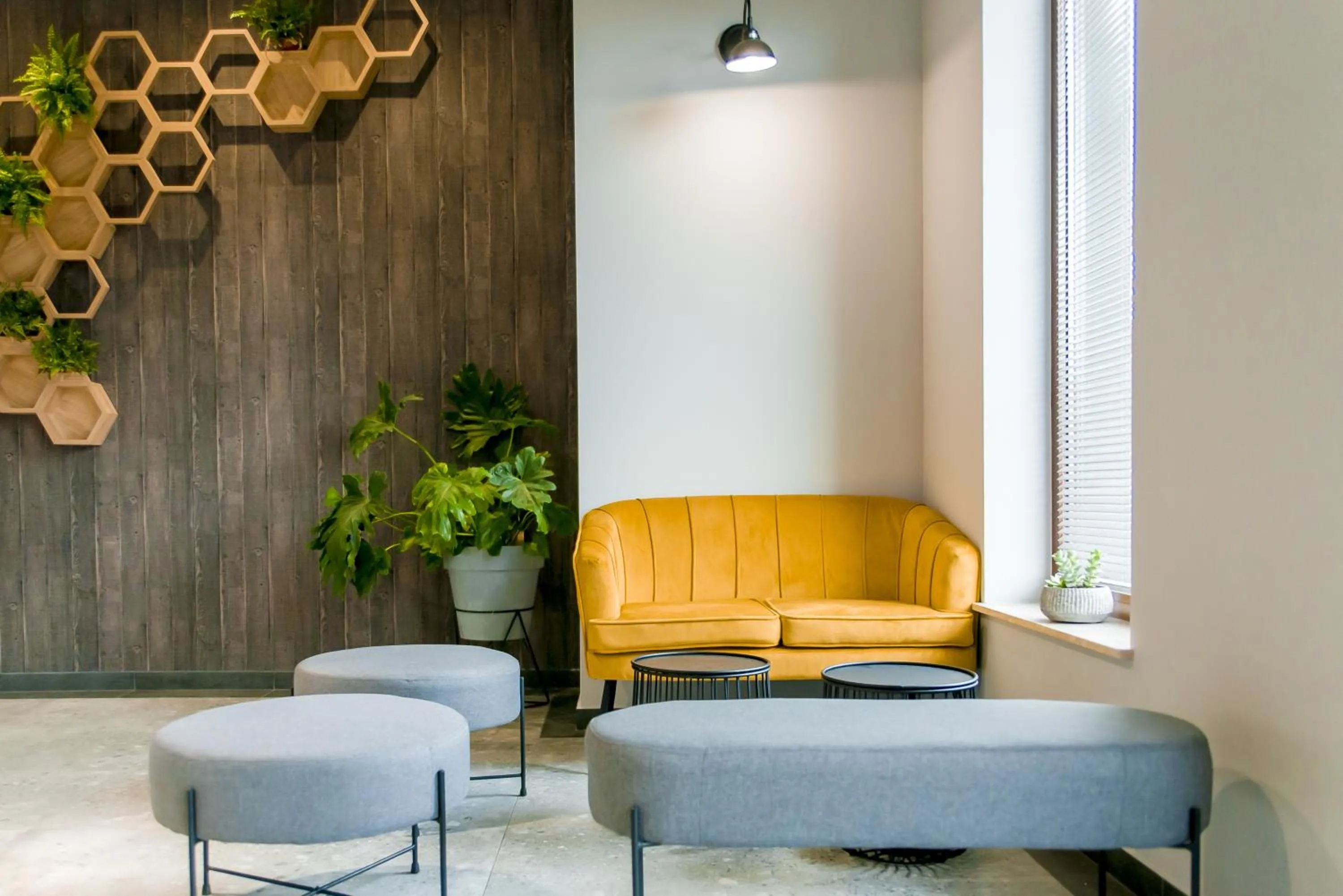 Lobby or reception in Hotel 107