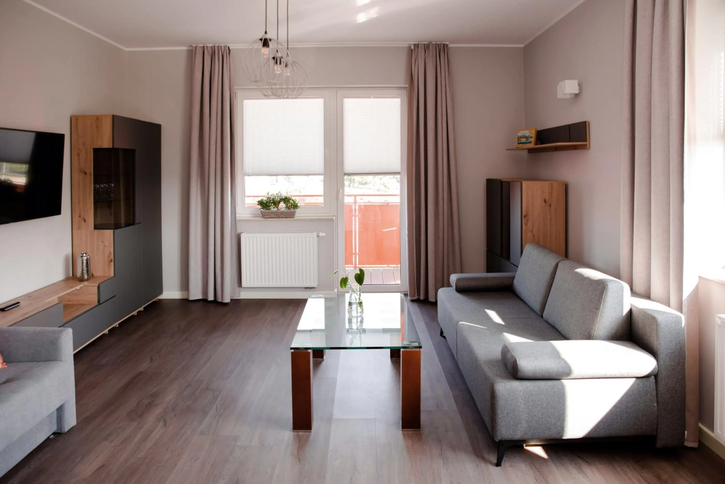 TV and multimedia in Hotel 107