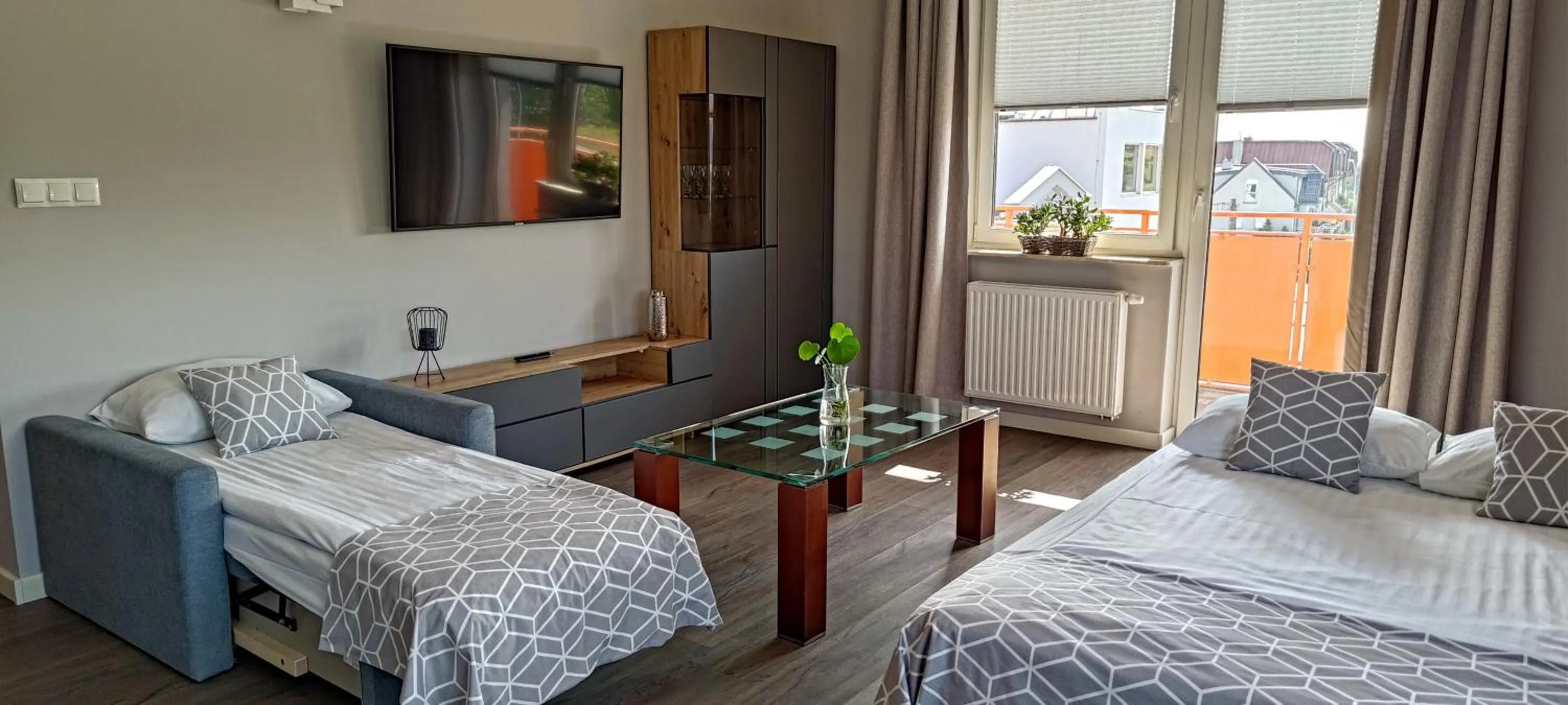 Living room, Bed in Hotel 107