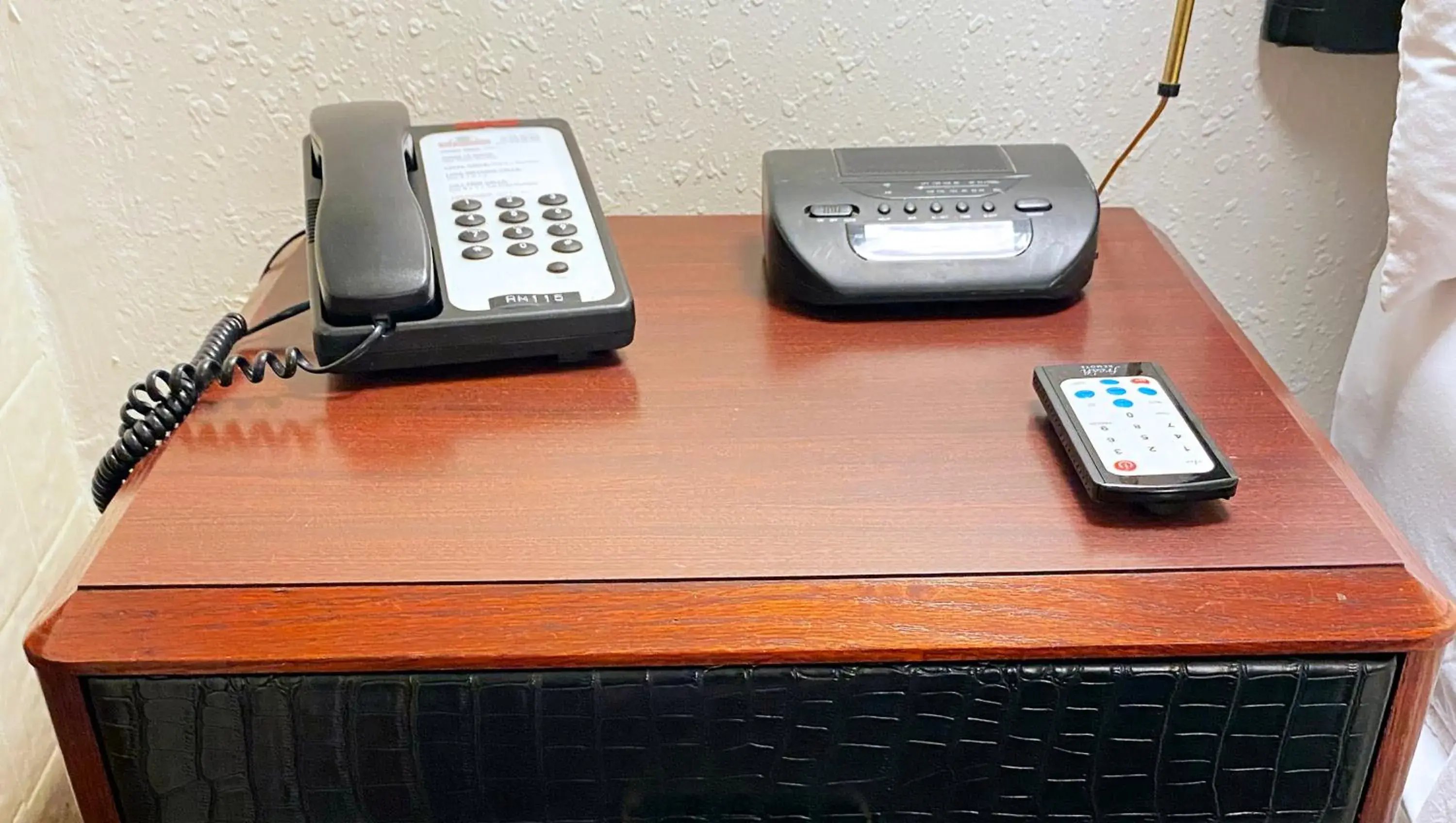 Photo of the whole room in Oak Grove Inn Photo of the whole room in Oak Grove Inn