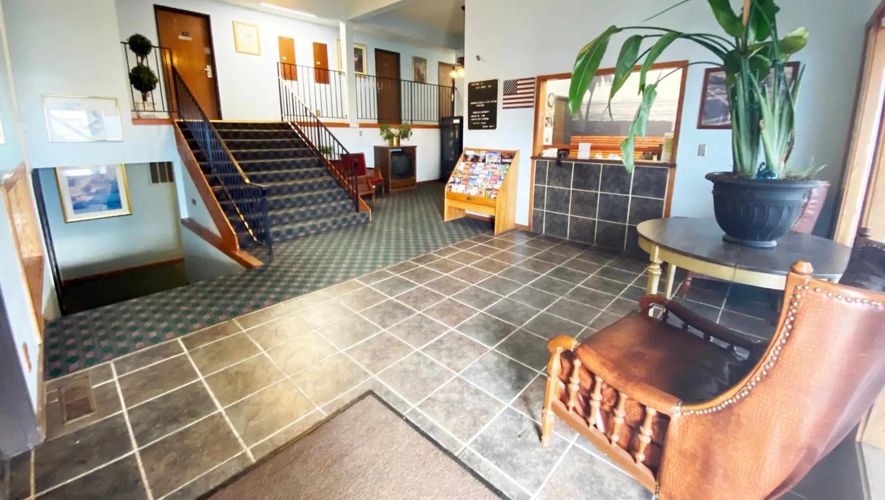 Lobby or reception in Oak Grove Inn Lobby or reception in Oak Grove Inn