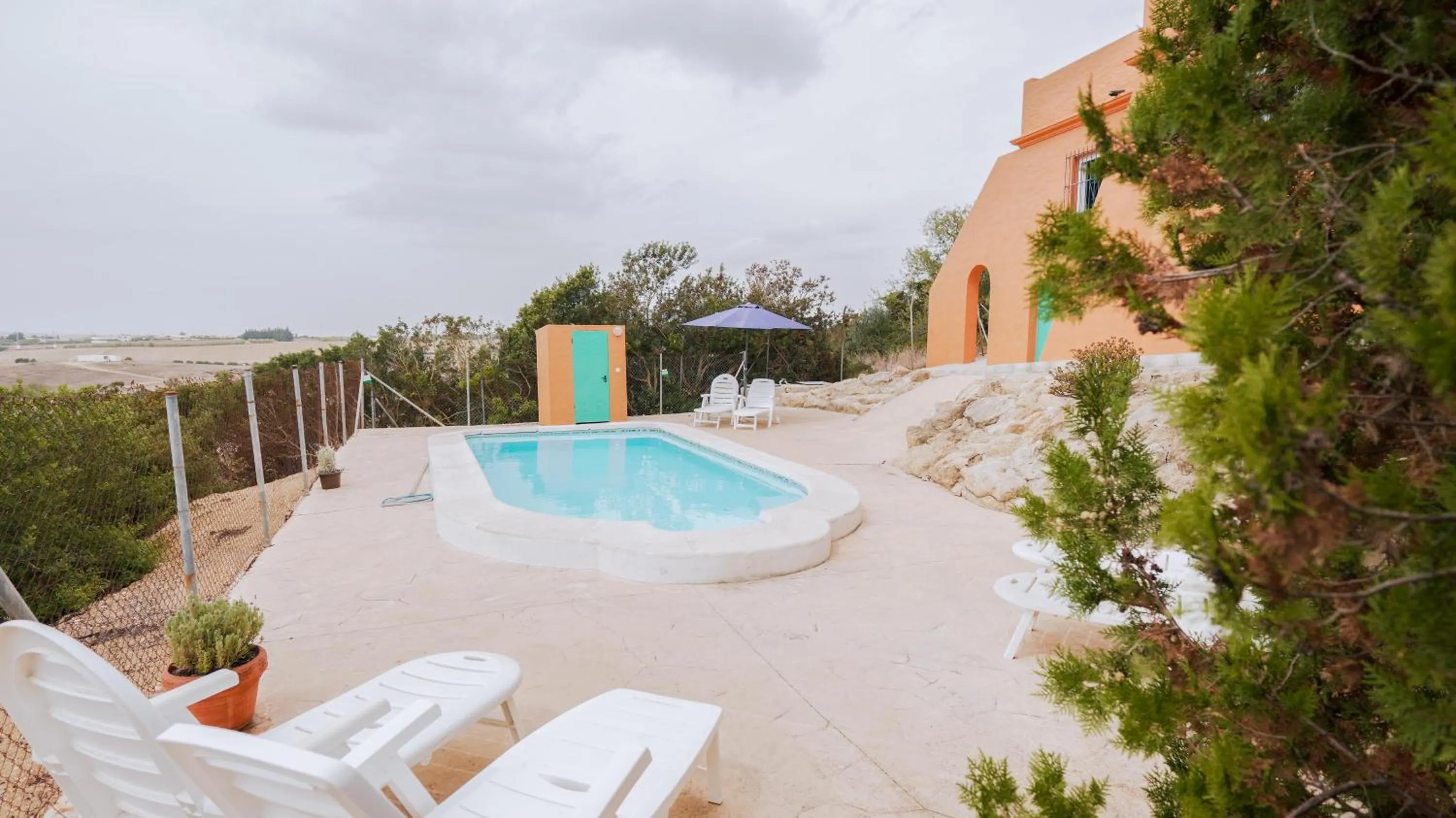 Swimming pool in Casa Rural Los Garrovillos by Fontanilla del Mar Holidays Rentals