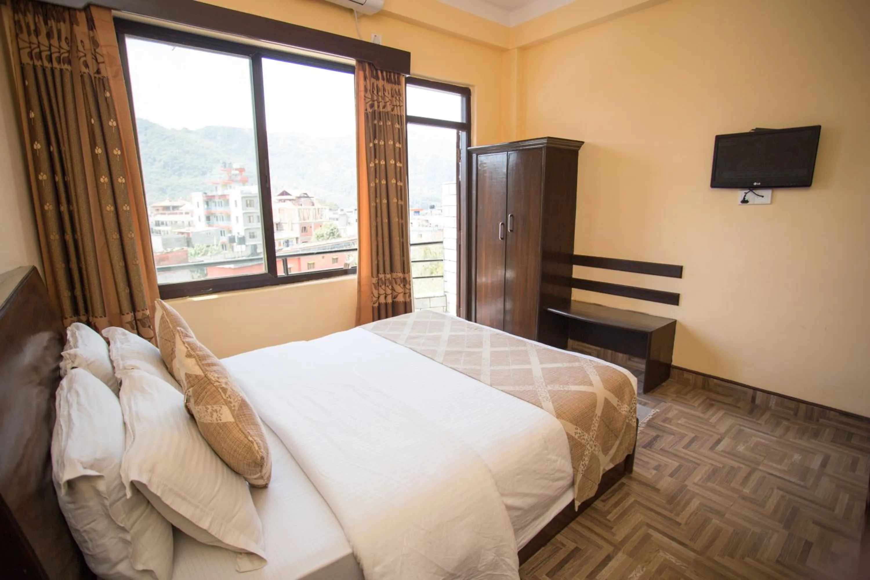 Photo of the whole room in Hotel Peninsula