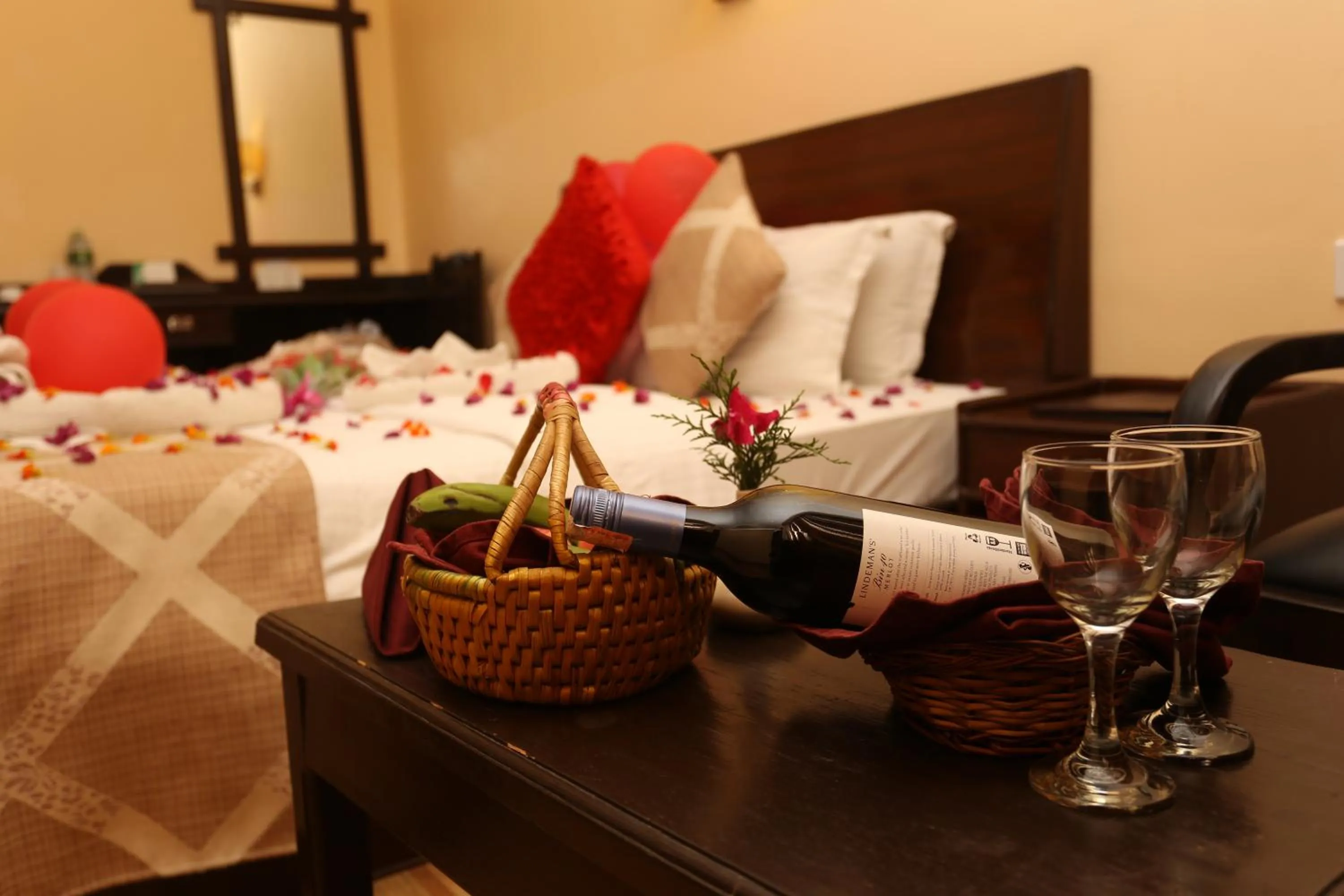 Food in Hotel Peninsula