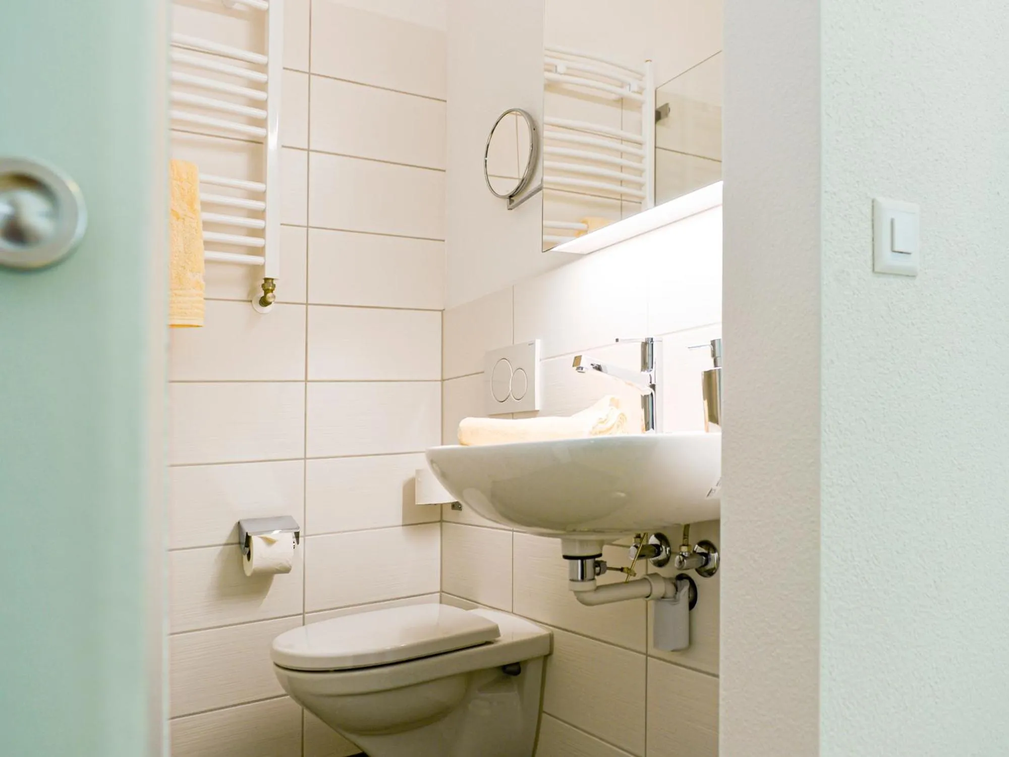 Bathroom in Hotel Baders Krone