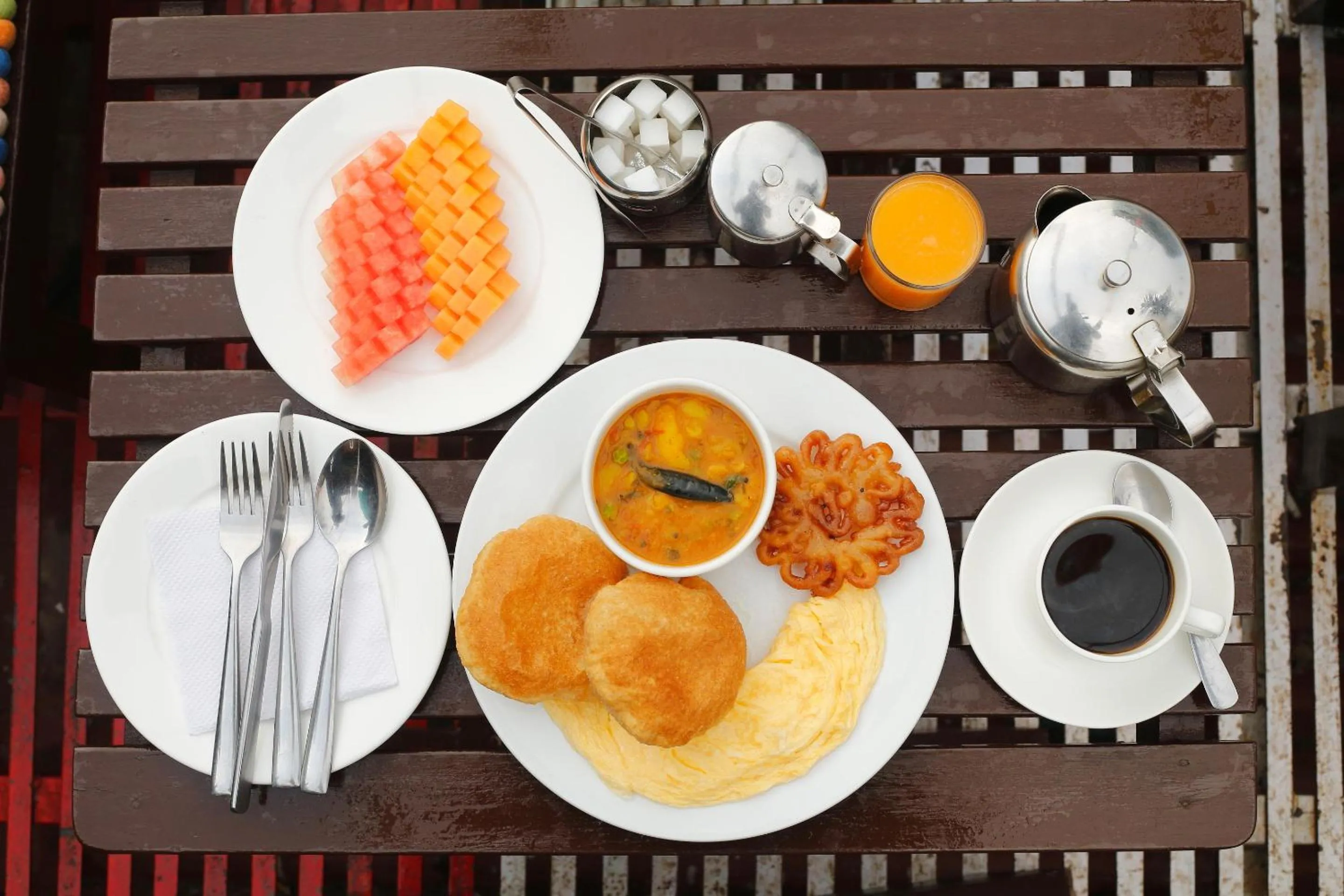 Food and drinks in Shangrila Boutique Hotel