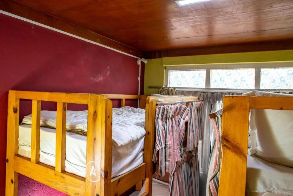 bunk bed, Bed in Shangrila Boutique Hotel