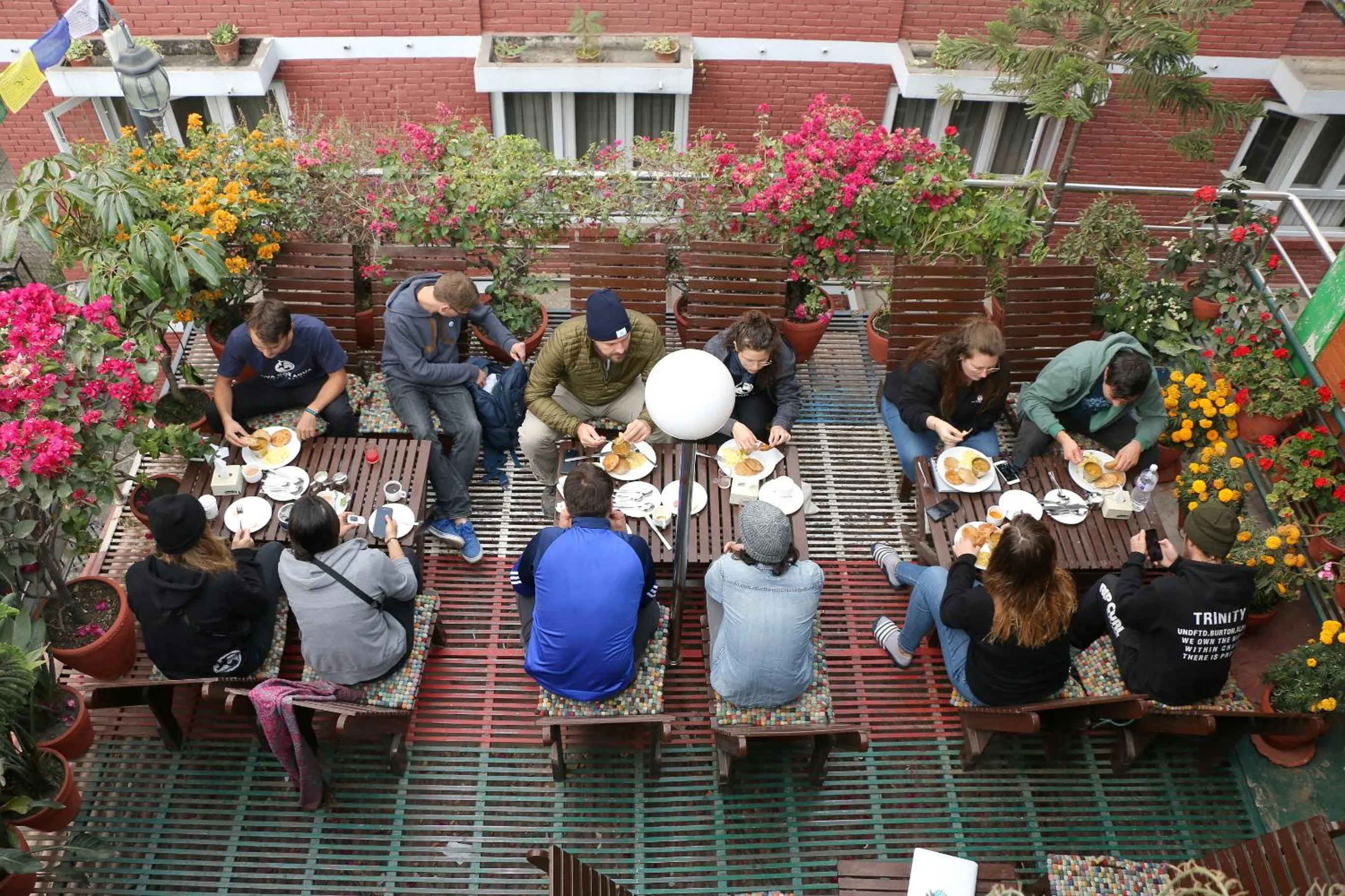 Restaurant/places to eat in Shangrila Boutique Hotel