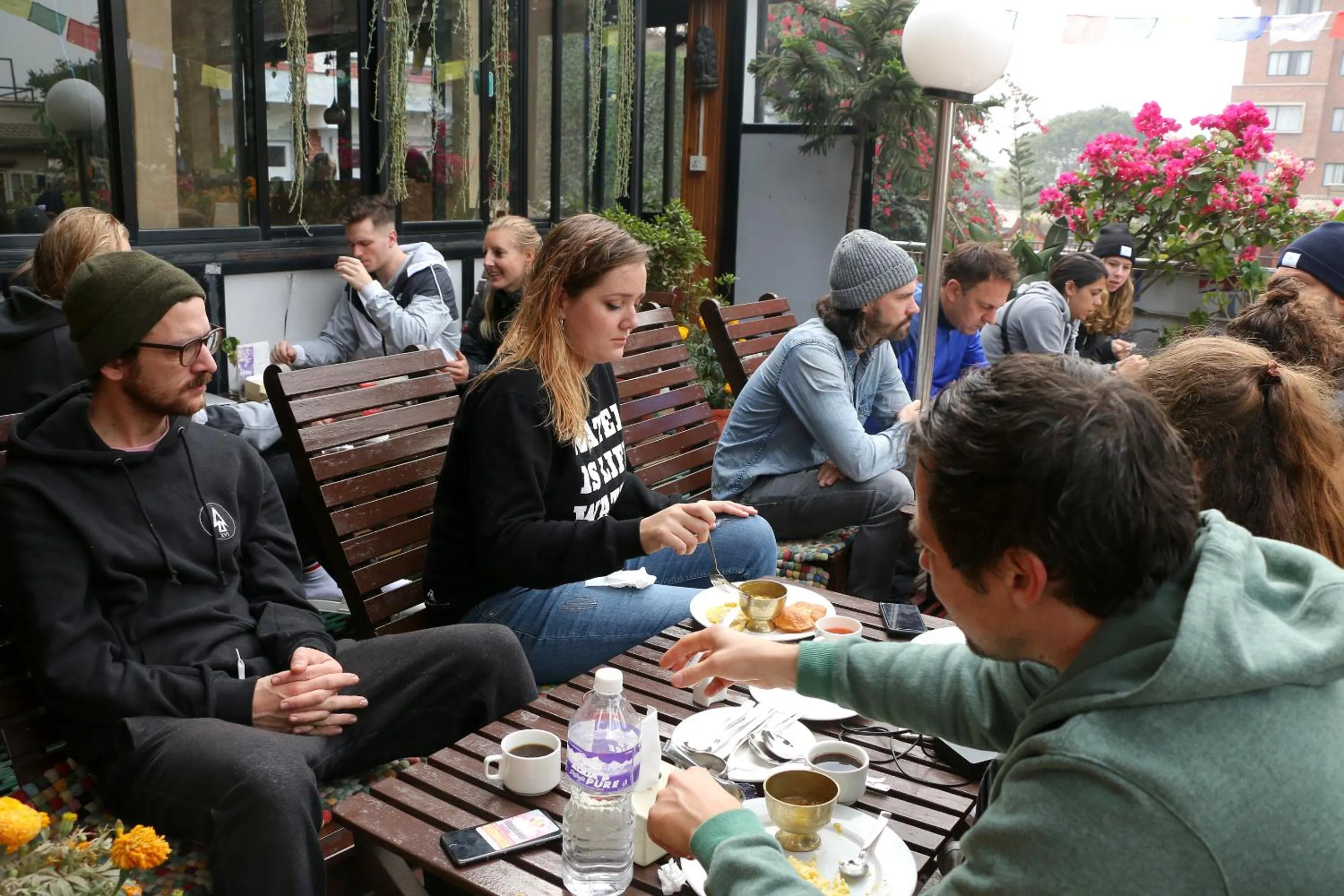 Restaurant/places to eat in Shangrila Boutique Hotel