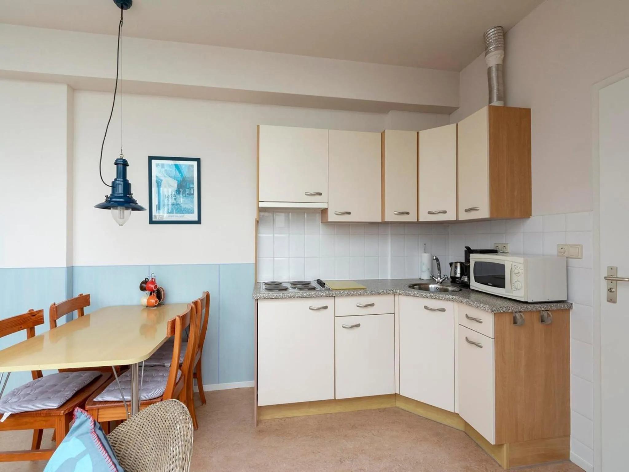 Kitchen or kitchenette in Dorpsplein 23E apartment in Callanstoog square