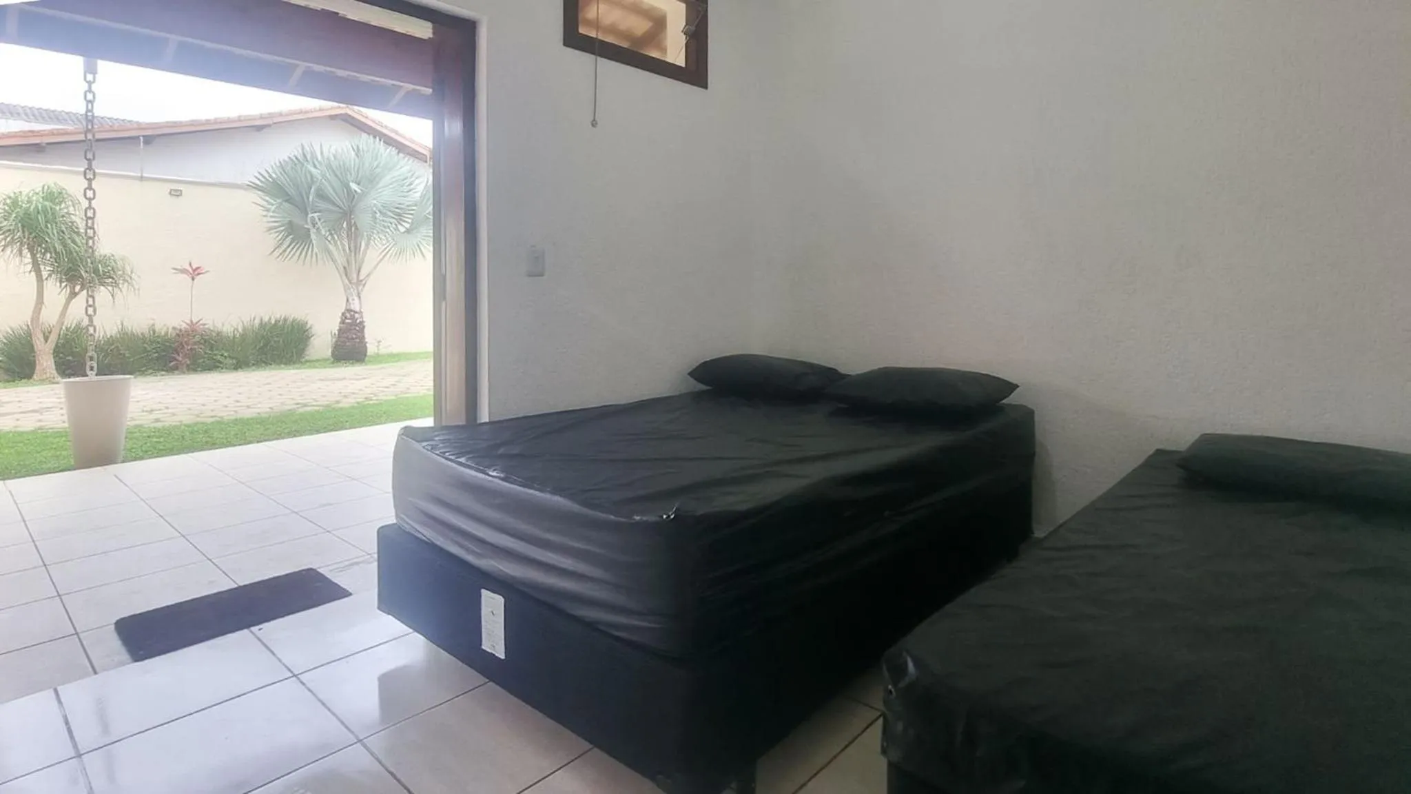 Photo of the whole room, Bed in Espetacular, 6 suítes, Varanda Gourmet, Bilhar, Pebolim, Praia dos Sonhos