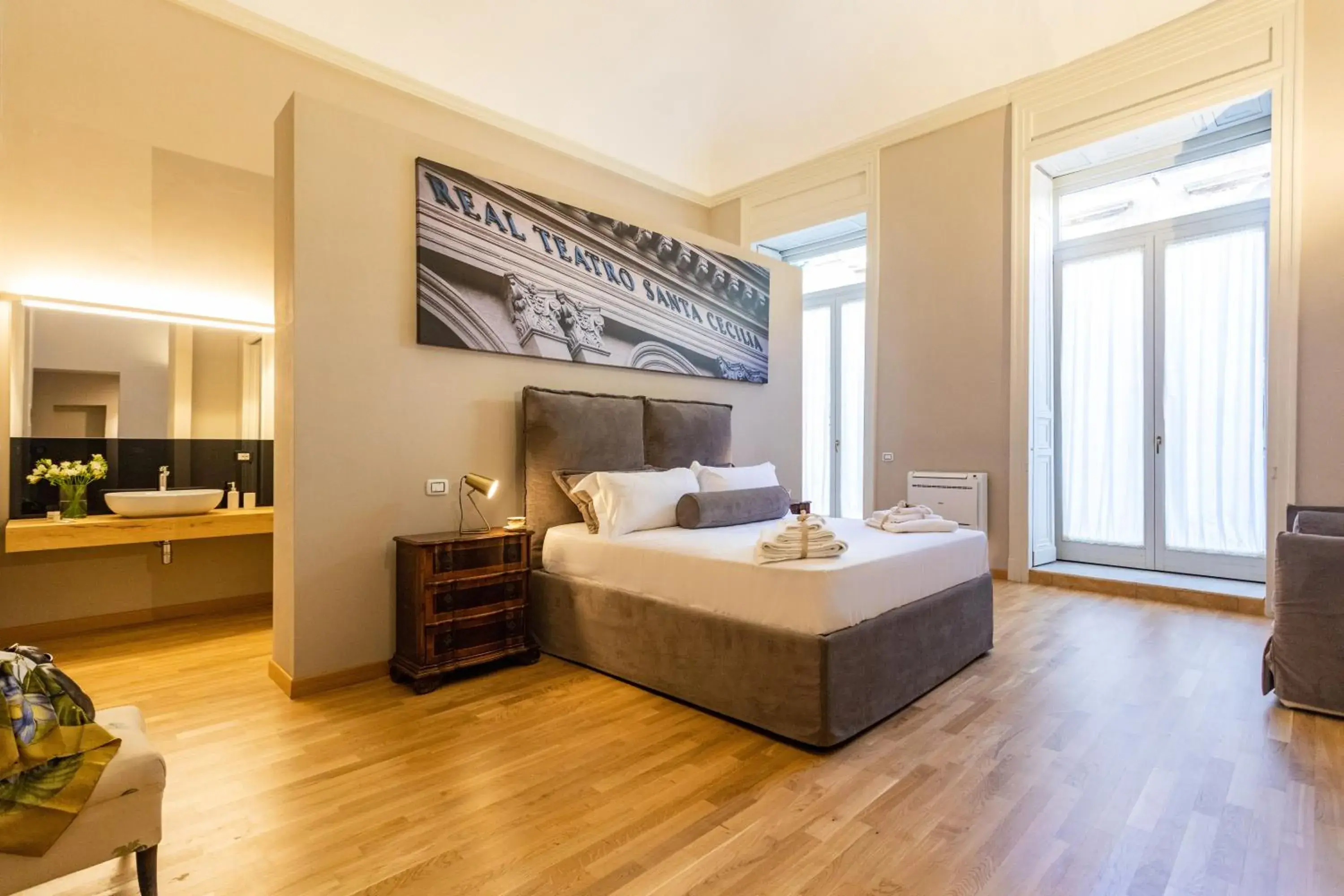 Deluxe Suite in Divisi Suites & SPA Deluxe Suite in Divisi Suites & SPA