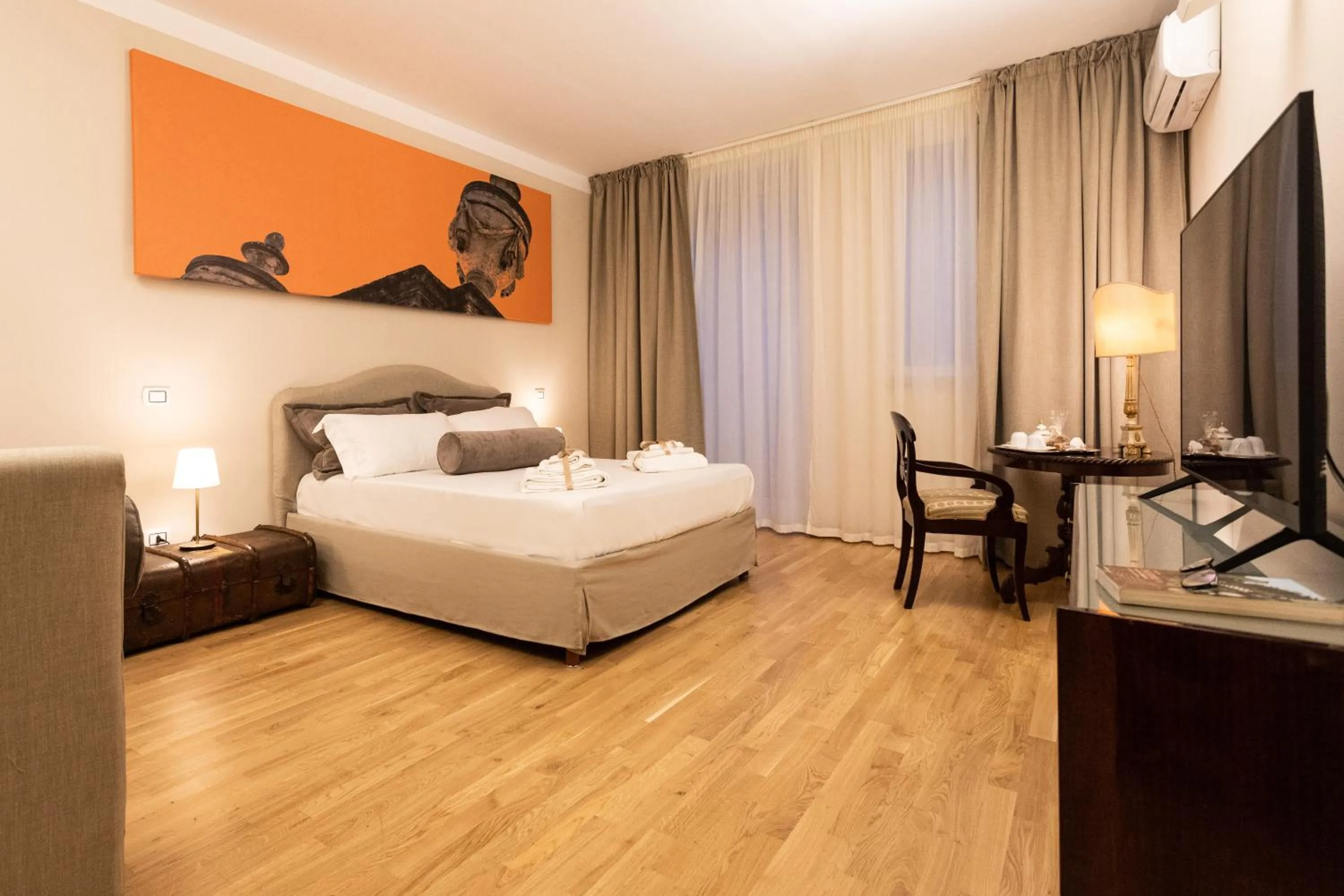 Photo of the whole room, Bed in Divisi Suites & SPA